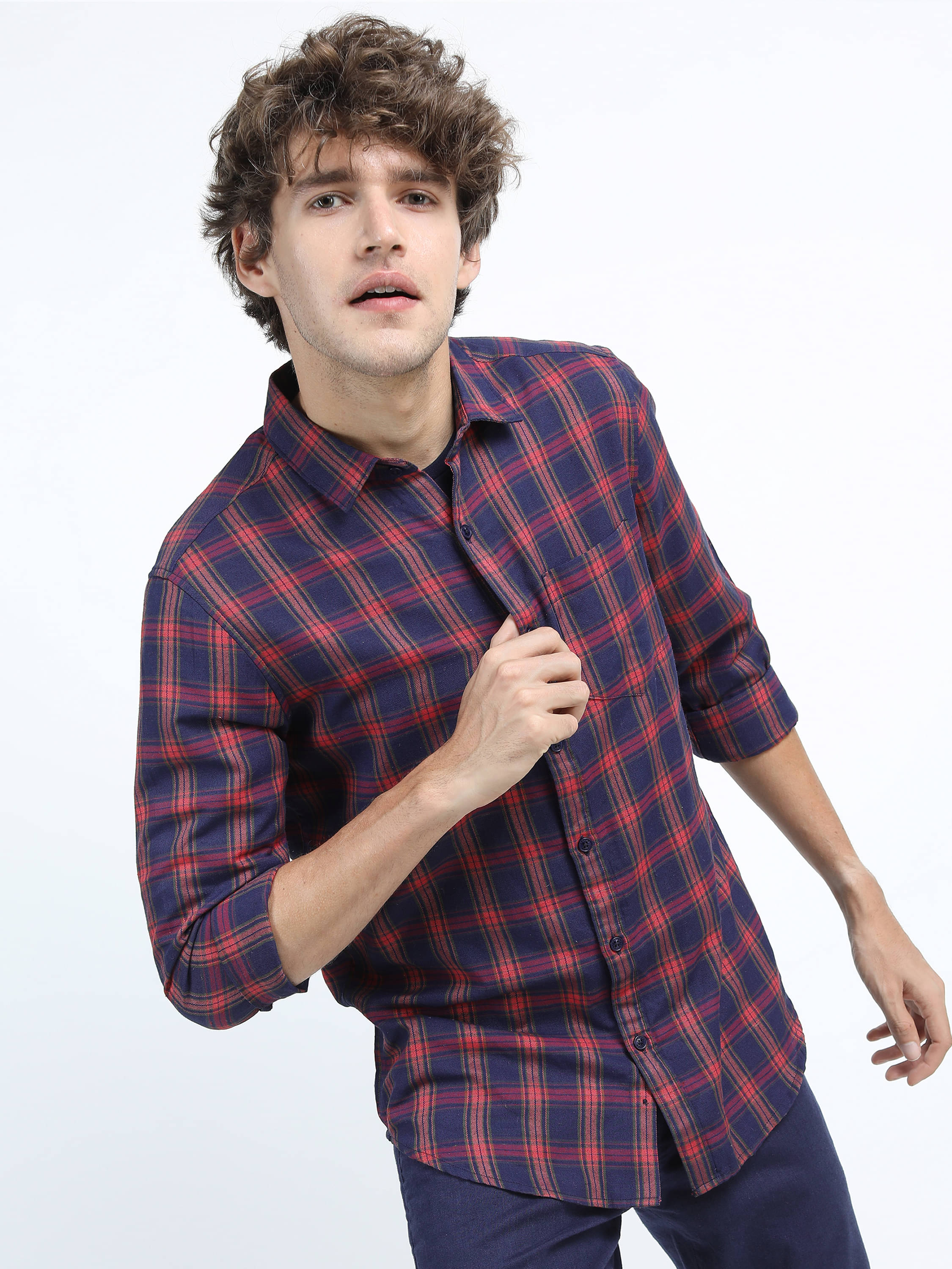 Ketch Polyester Slim Fit Checks Full Sleeves Men's Casual Shirt - Red ( Pack of 1 ) Ketch Polyester Slim Fit Checks Full Sleeves Men's Casual Shirt - Red ( Pack of 1 )