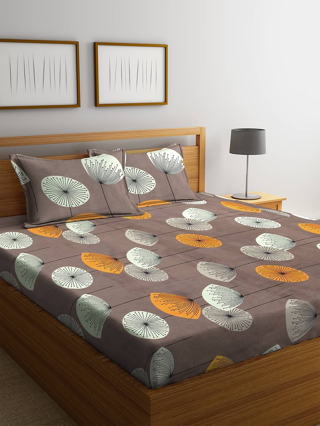 Klotthe Poly Cotton 1 Double Bedsheet with 2 Pillow Covers ( Brown )     			Klotthe Poly Cotton 1 Double Bedsheet with 2 Pillow Covers ( Brown )
