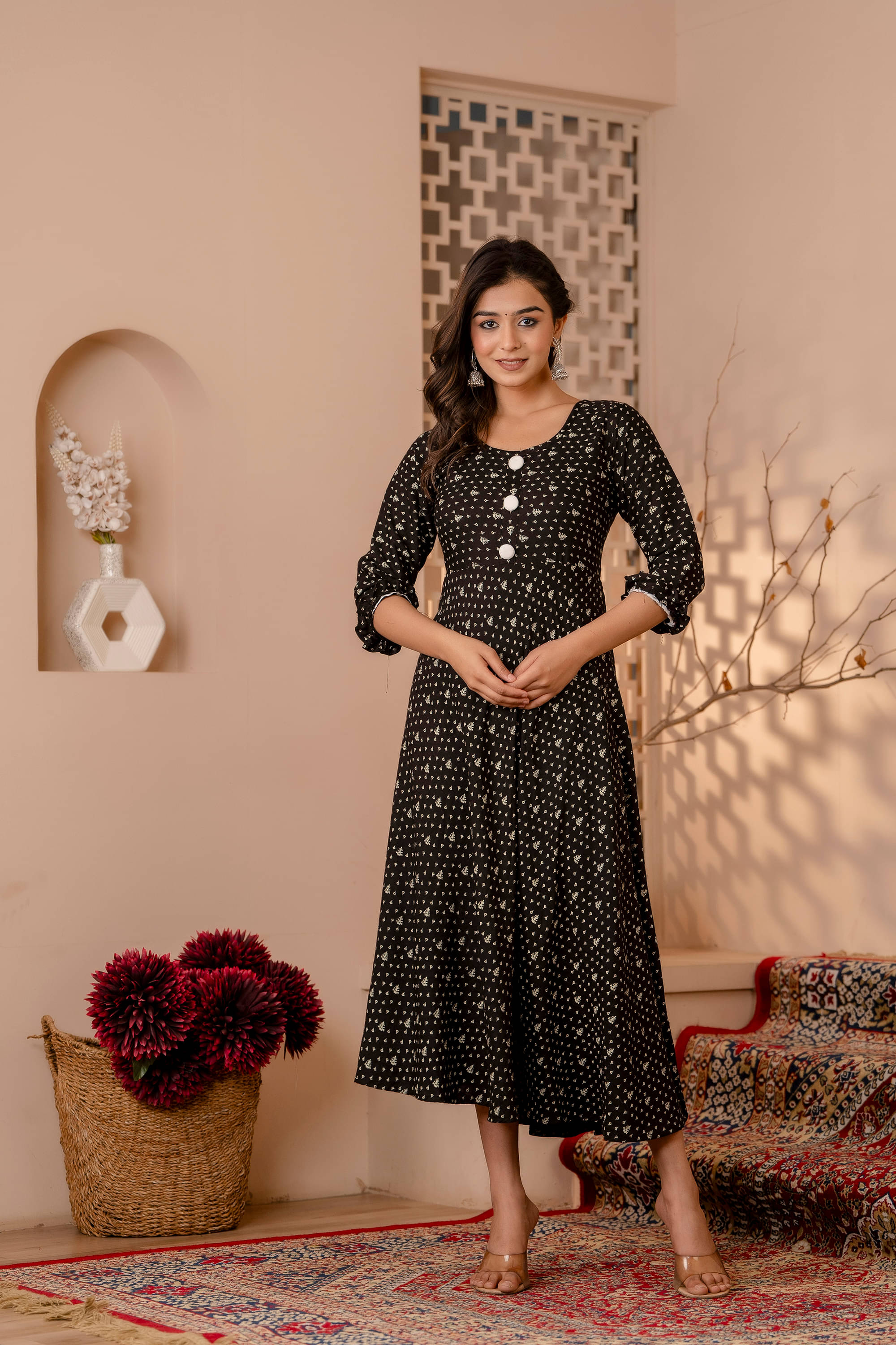     			Kapadia Rayon Printed Anarkali Women's Kurti - Black ( Pack of 1 )