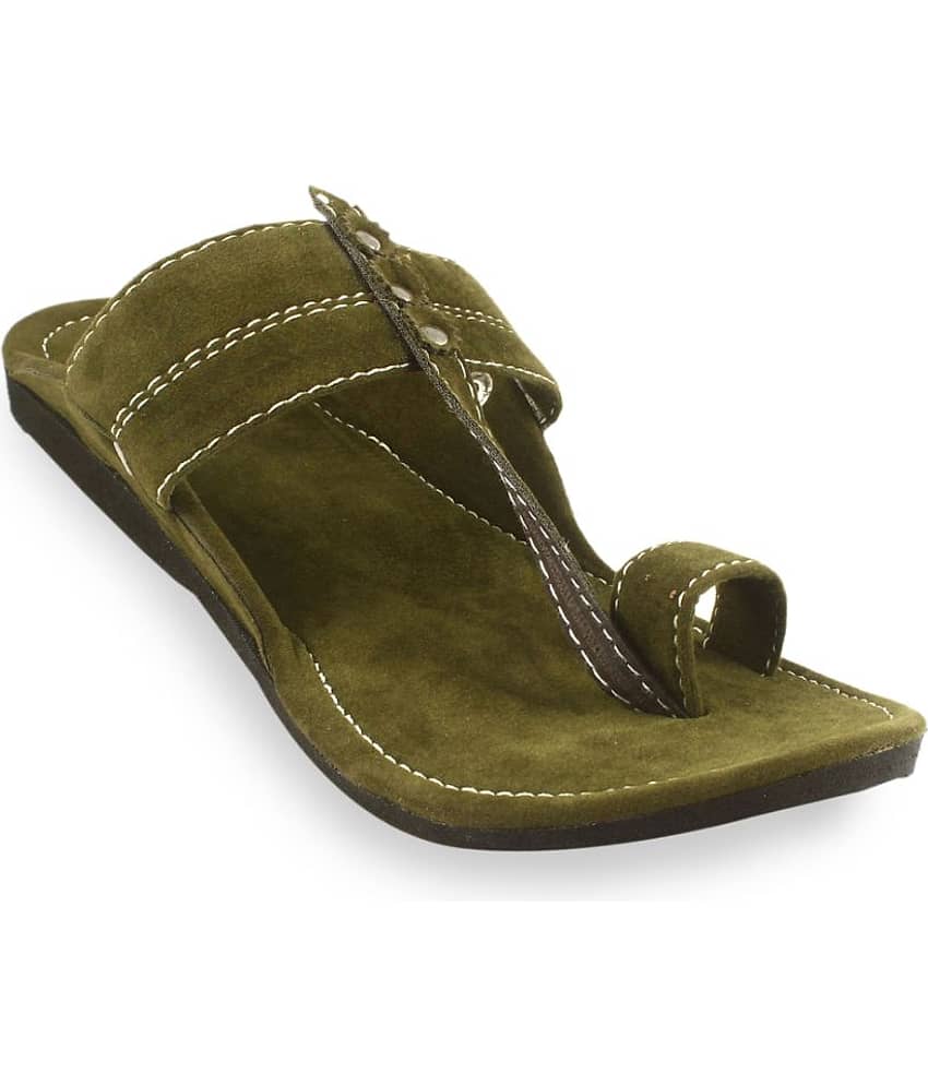 rajeraj Green Men's Kolhapuris - Ethnic Shoes | Buy online on ZillyBuy