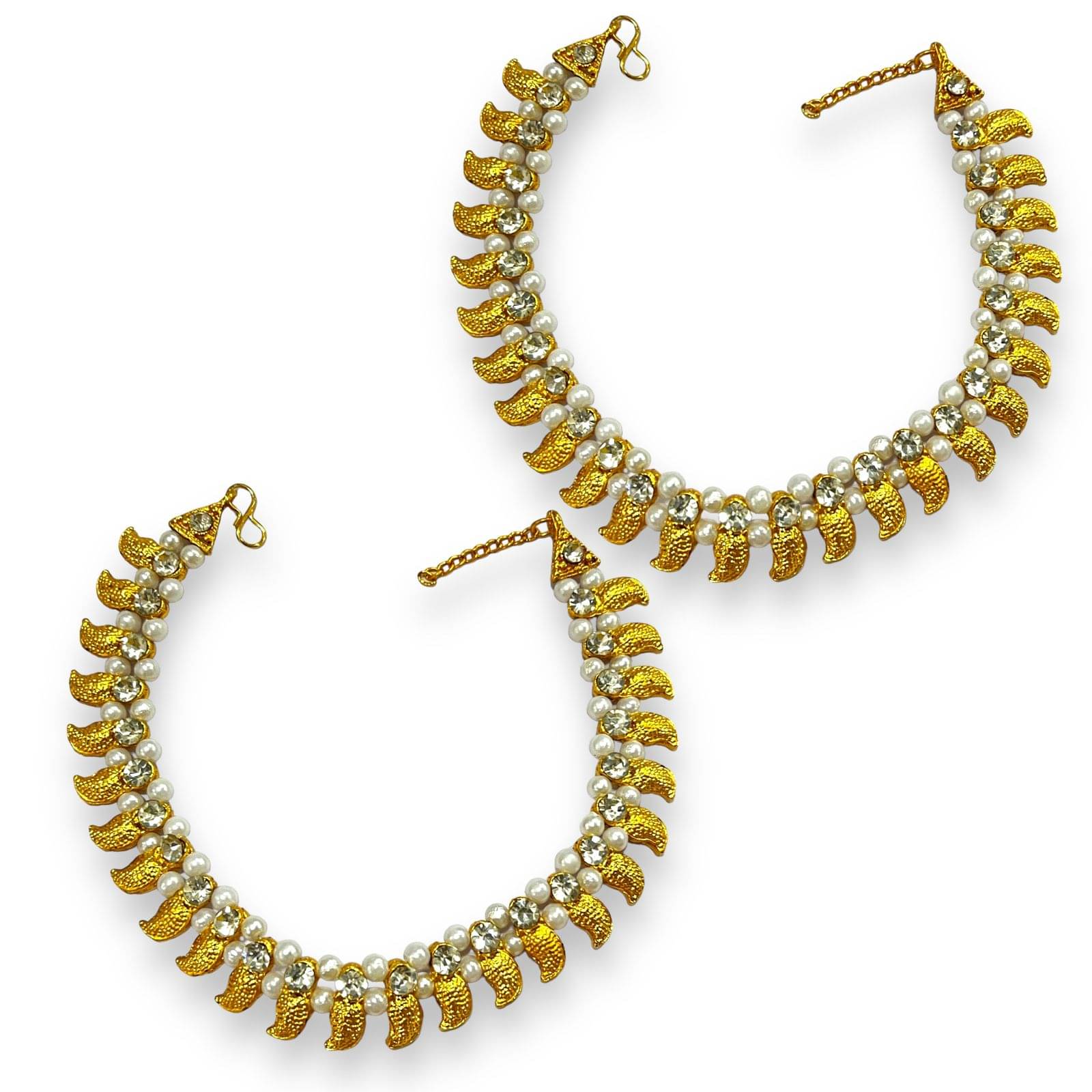     			Charms White Anklets ( Pack of 1 )