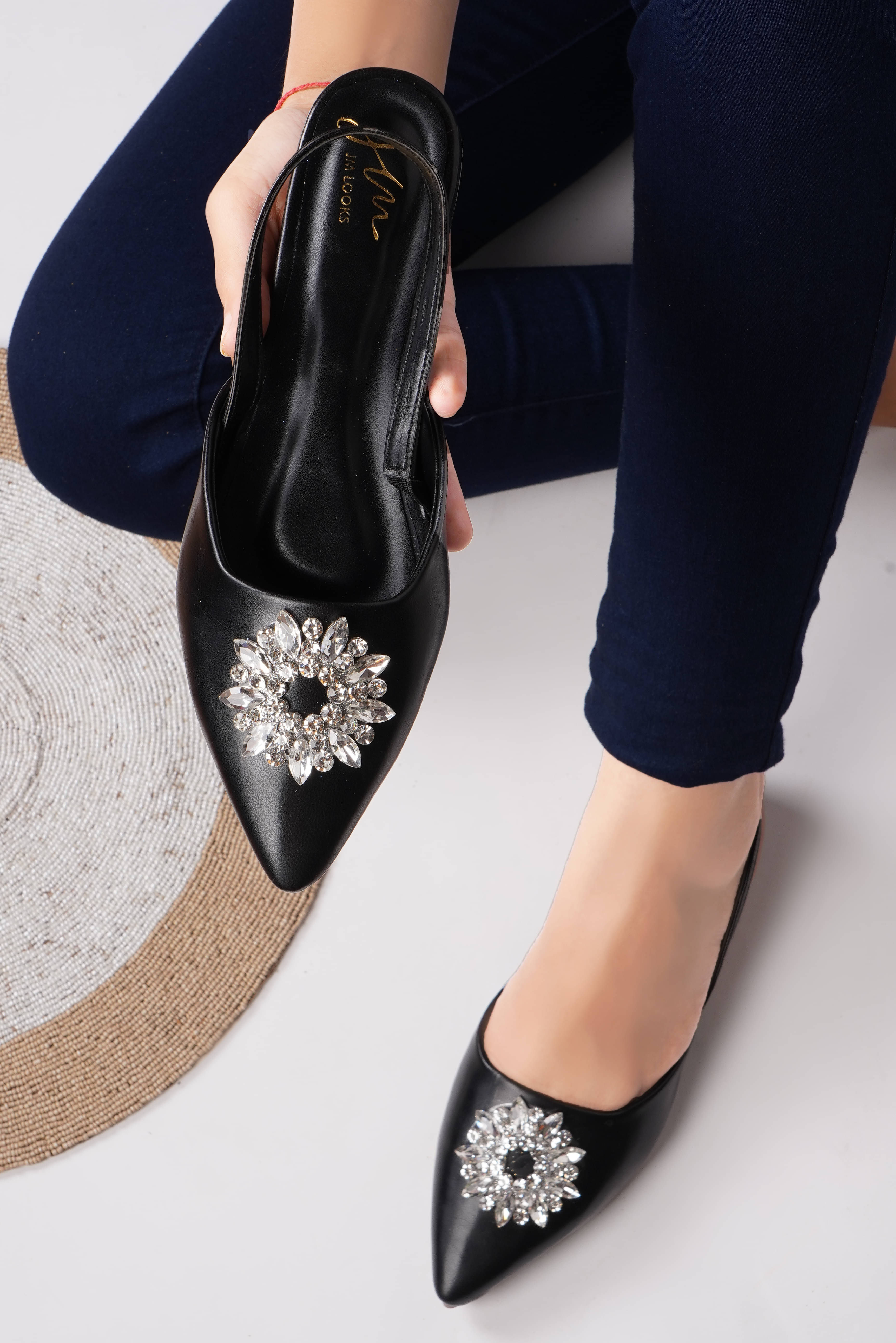    			JM Looks Black Women's Casual Ballerinas