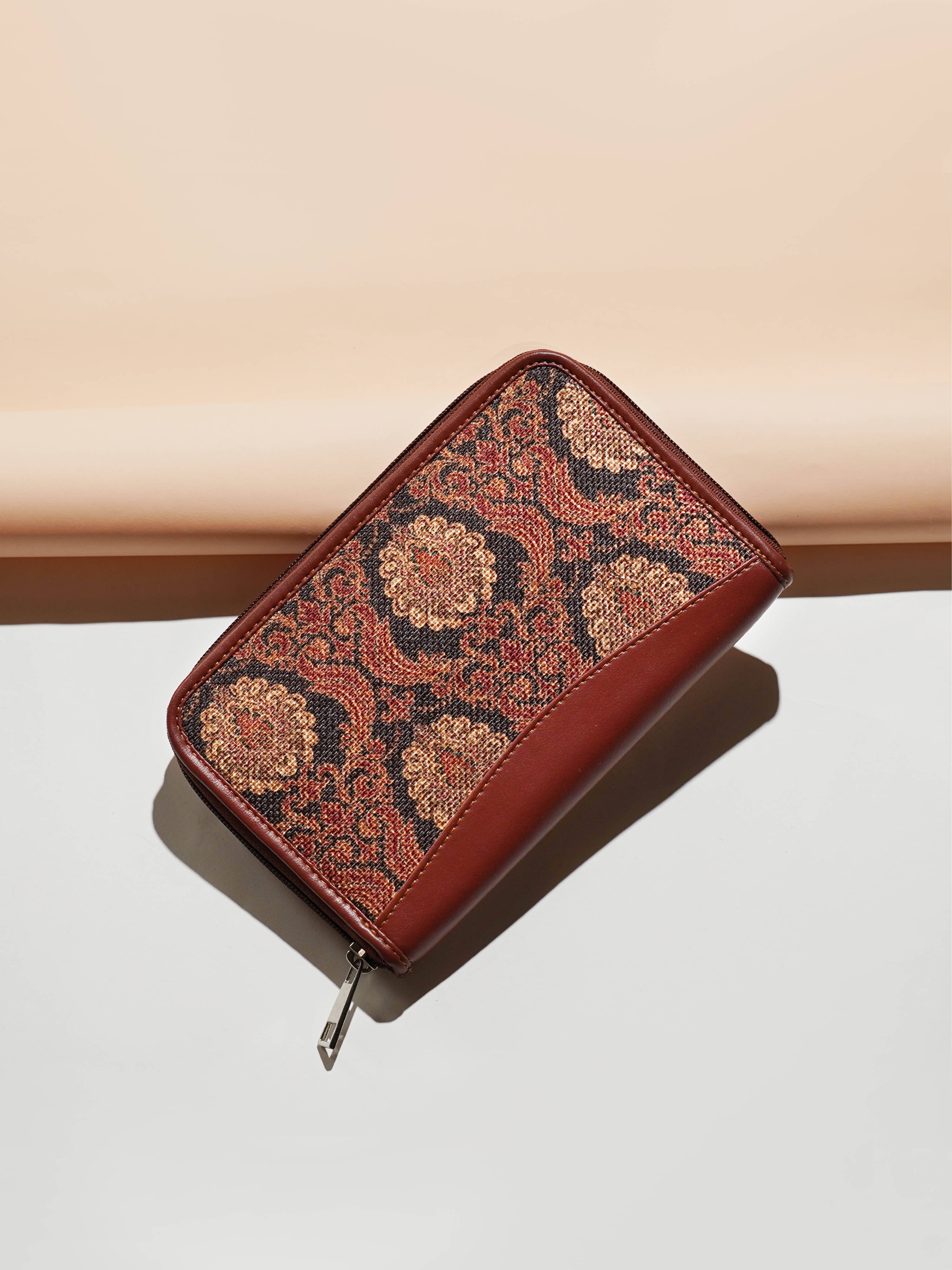     			Zouk Jute Brown Women's Zip Around Wallet ( Pack of 1 )