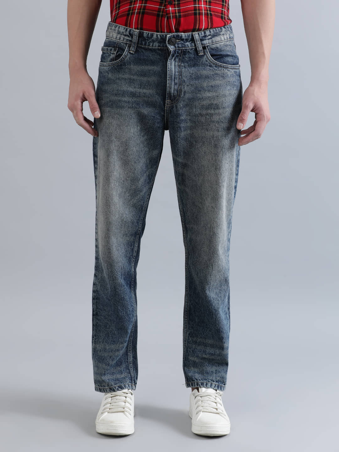 Bene Kleed Men Relaxed Fit Mid-Rise Medium Shade Heavy Fade Clean Look Cotton Jeans - Jeans | Buy online on ZillyBuy