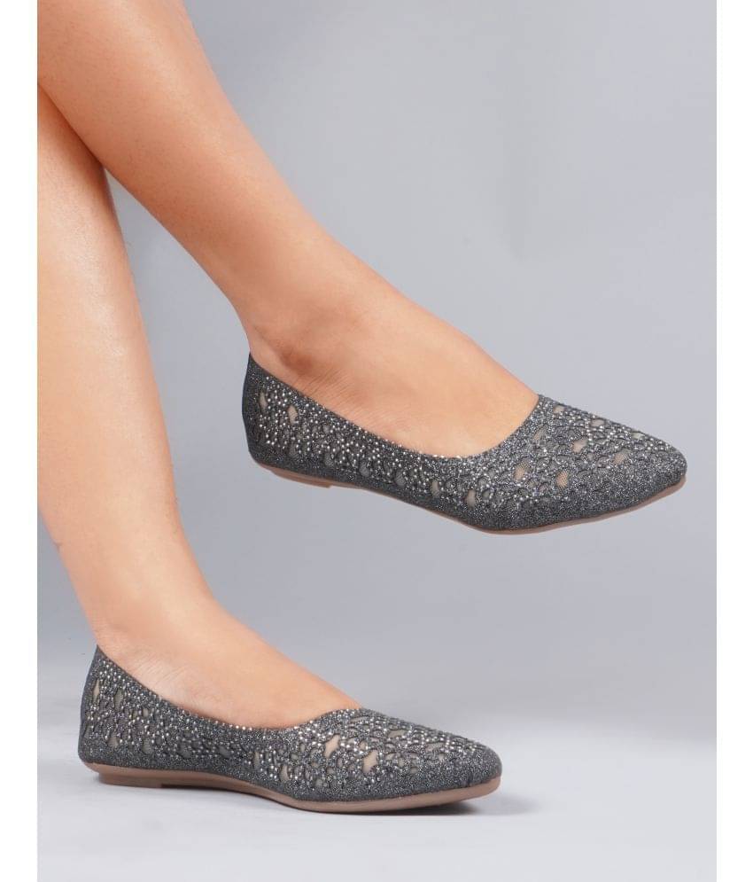     			JM Looks Gray Women's Casual Ballerinas