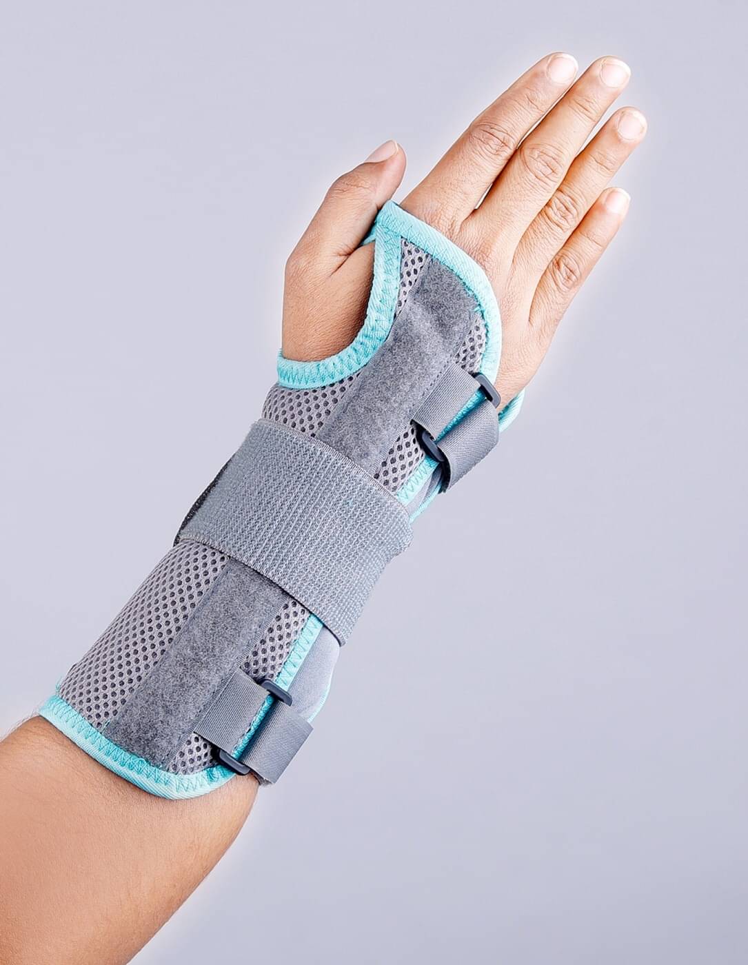     			Dyna Wrist and Forearm Brace Right - Large