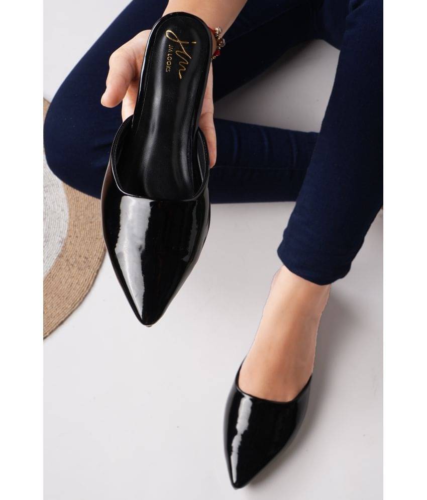     			JM Looks Black Women's Casual Ballerinas