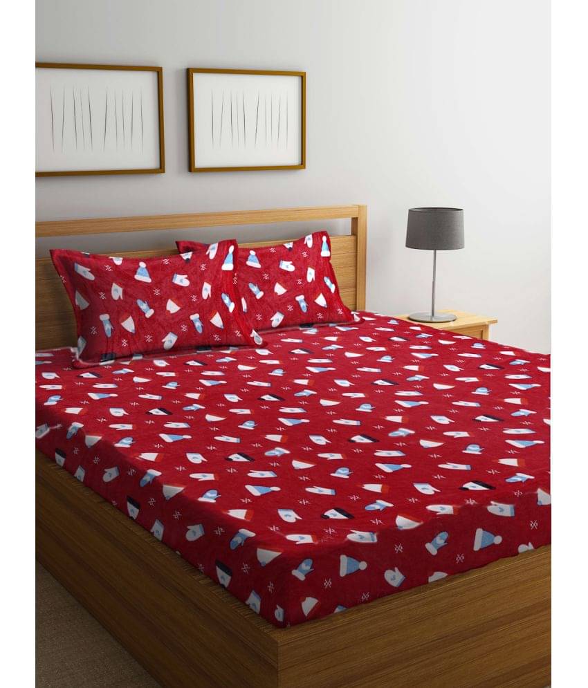 Klotthe Woollen Abstract Printed 1 Double King Size Bedsheet with 2 Pillow Covers - Red Klotthe Woollen Abstract Printed 1 Double King Size Bedsheet with 2 Pillow Covers - Red