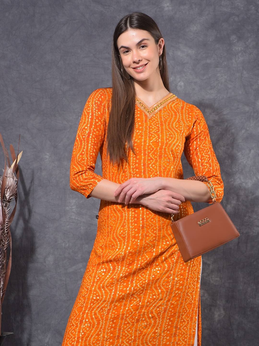 Mamoose Cotton Blend Self Design Straight Women's Kurti - Mustard ( Pack of 1 ) Mamoose Cotton Blend Self Design Straight Women's Kurti - Mustard ( Pack of 1 )
