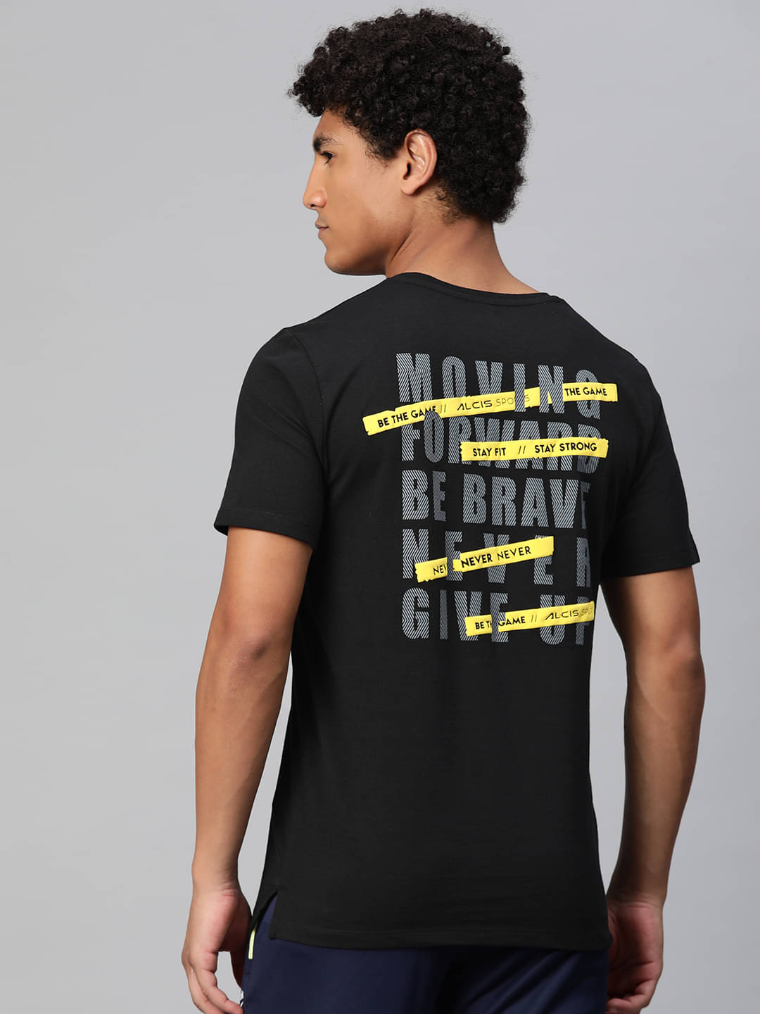     			Alcis Black Cotton Regular Fit Men's Sports T-Shirt ( Pack of 1 )