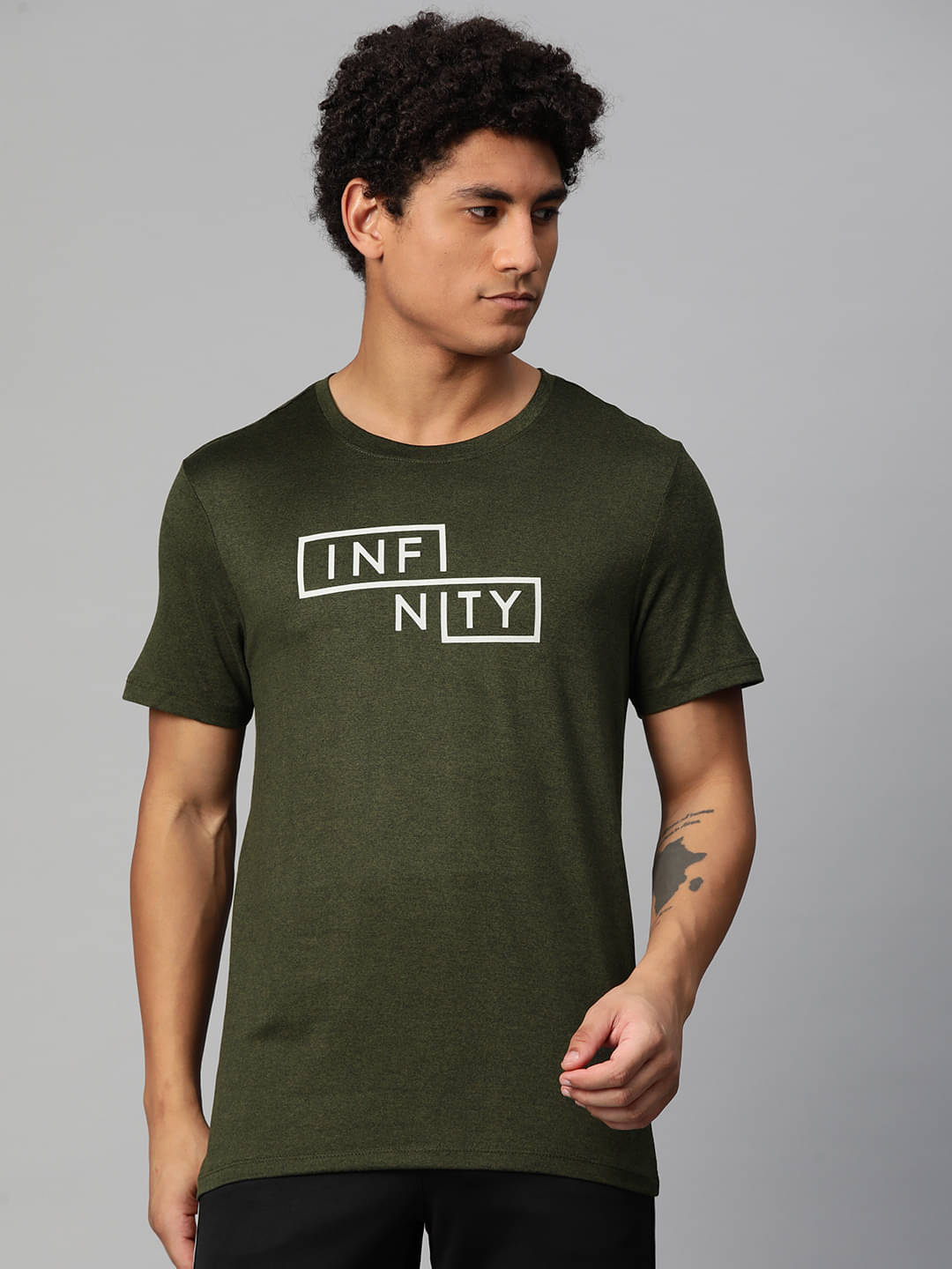     			Alcis Olive Polyester Slim Fit Men's Sports T-Shirt ( Pack of 1 )