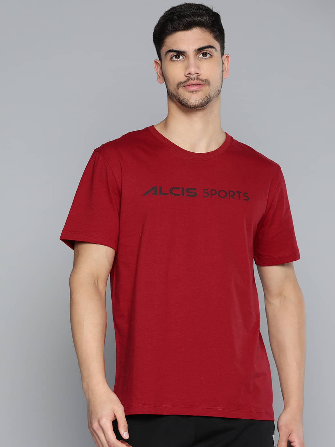 Alcis Red Cotton Regular Fit Men's Sports T-Shirt ( Pack of 1 ) Alcis Red Cotton Regular Fit Men's Sports T-Shirt ( Pack of 1 )