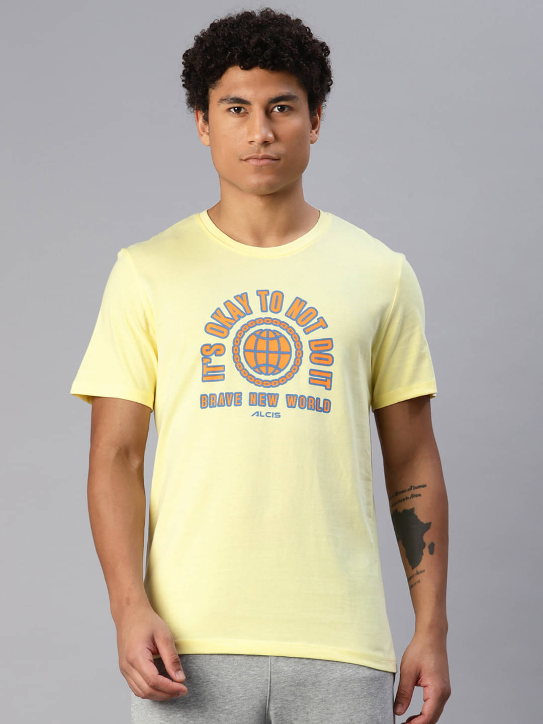     			Alcis Yellow Cotton Regular Fit Men's Sports T-Shirt ( Pack of 1 )