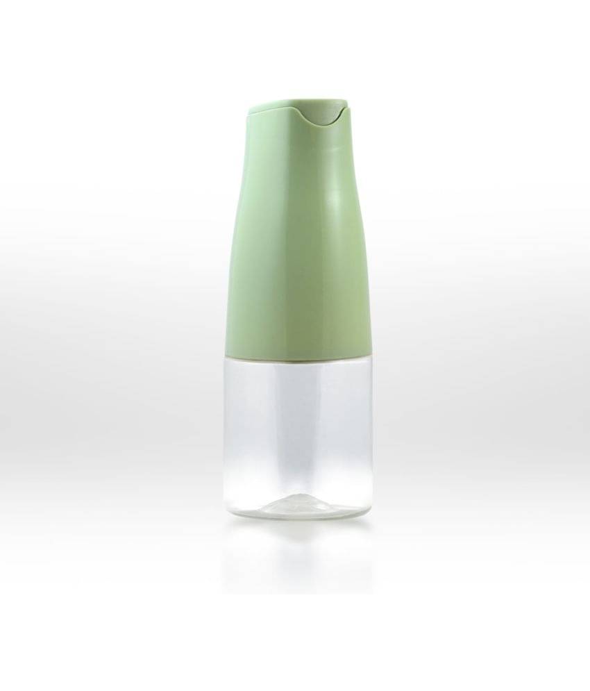 iview kitchenware Vinegar/Oil Bottle Plastic Green Oil Container ( Set of 1 ) iview kitchenware Vinegar/Oil Bottle Plastic Green Oil Container ( Set of 1 )