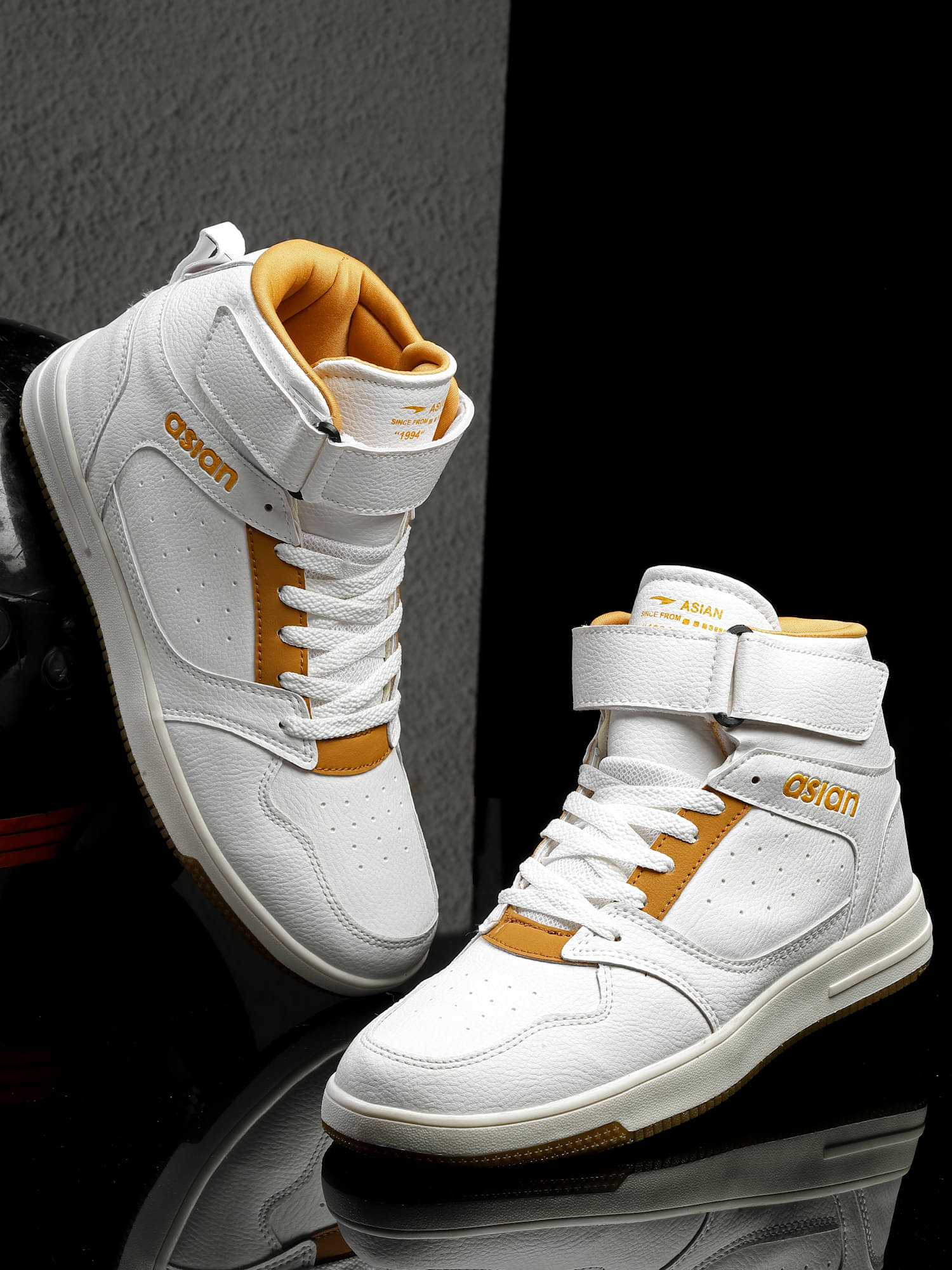     			ASIAN CARNIVAL-02 Cream Men's Sneakers
