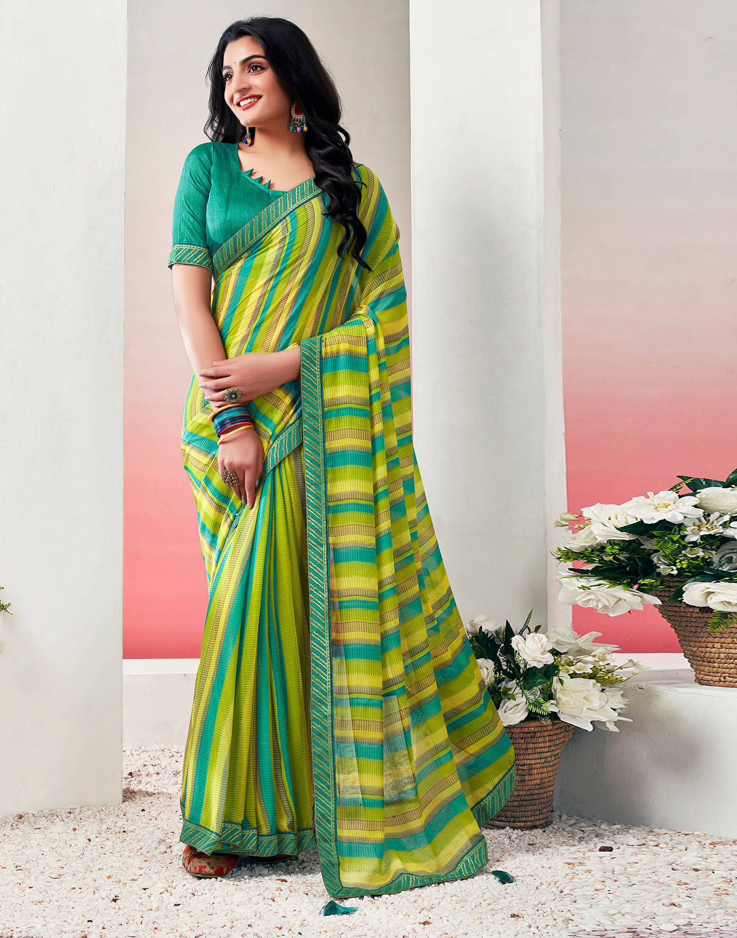 Samah Chiffon Printed Saree With Unstitched Blouse Piece ( Multicolor ) Samah Chiffon Printed Saree With Unstitched Blouse Piece ( Multicolor )
