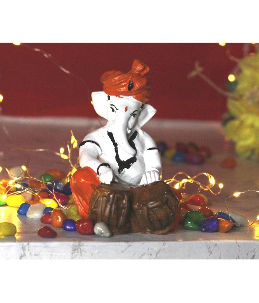 Miss Peach God Figurines 14 cm - Pack of 1 Miss Peach God Figurines 14 cm - Pack of 1