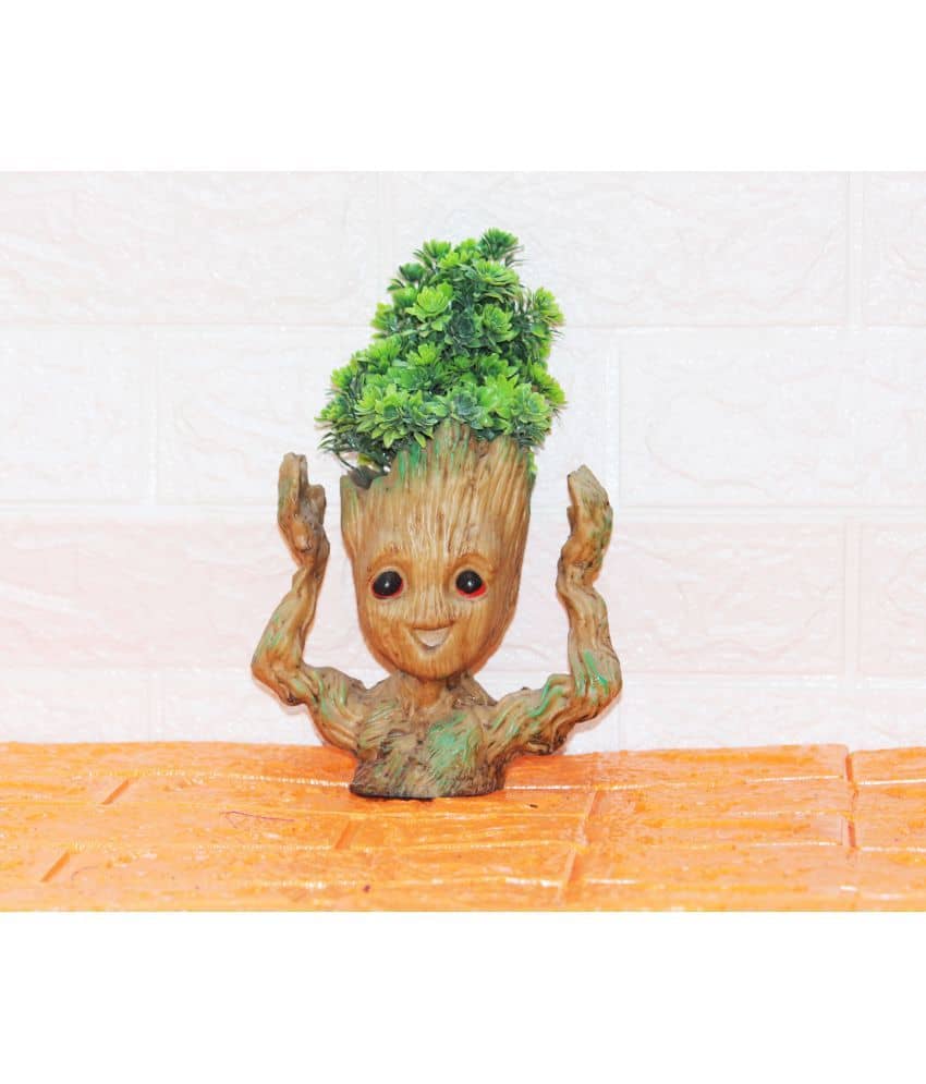Miss Peach Handicraft & Artifact Showpiece 14 cm - Pack of 1