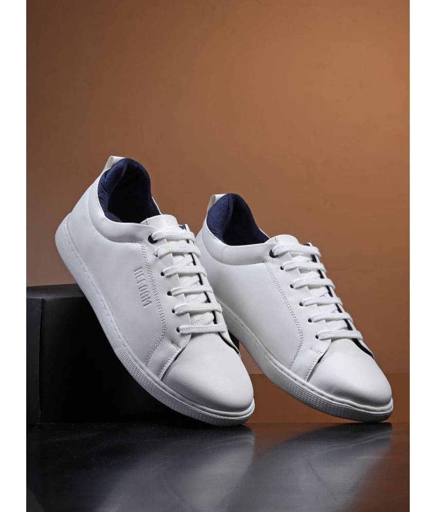     			REFORM NEW_SM-04 WHITE-NAVY White Men's Lifestyle Shoes