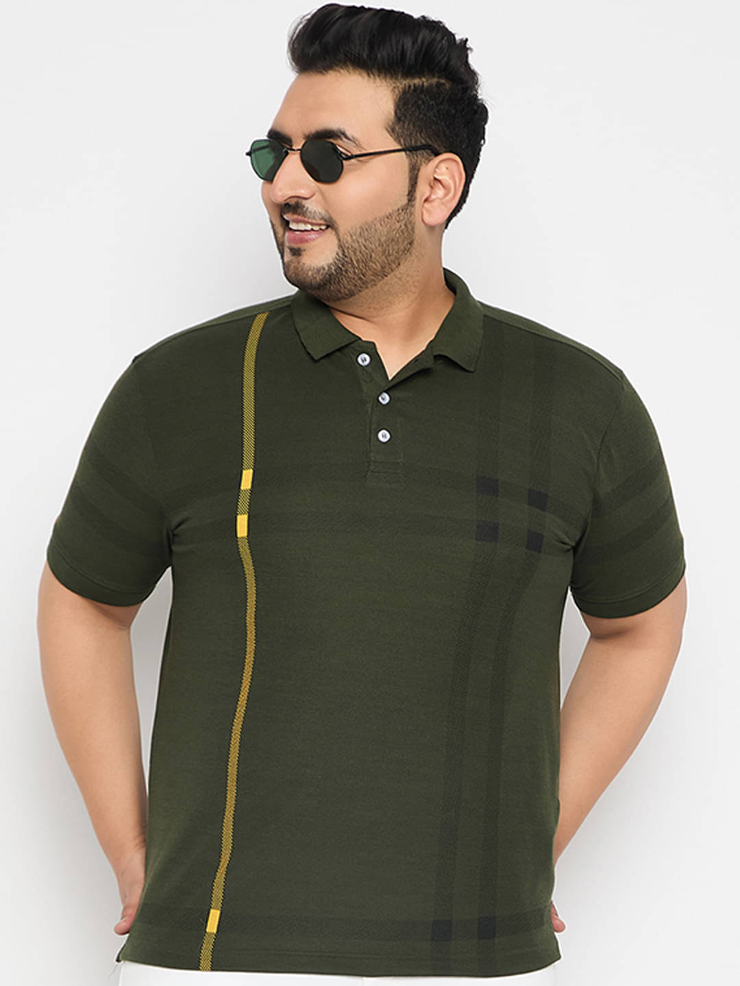 RELANE Pack of 1 Cotton Blend Regular Fit Striped Half Sleeves Men's Polo T Shirt ( Olive Green ) RELANE Pack of 1 Cotton Blend Regular Fit Striped Half Sleeves Men's Polo T Shirt ( Olive Green )