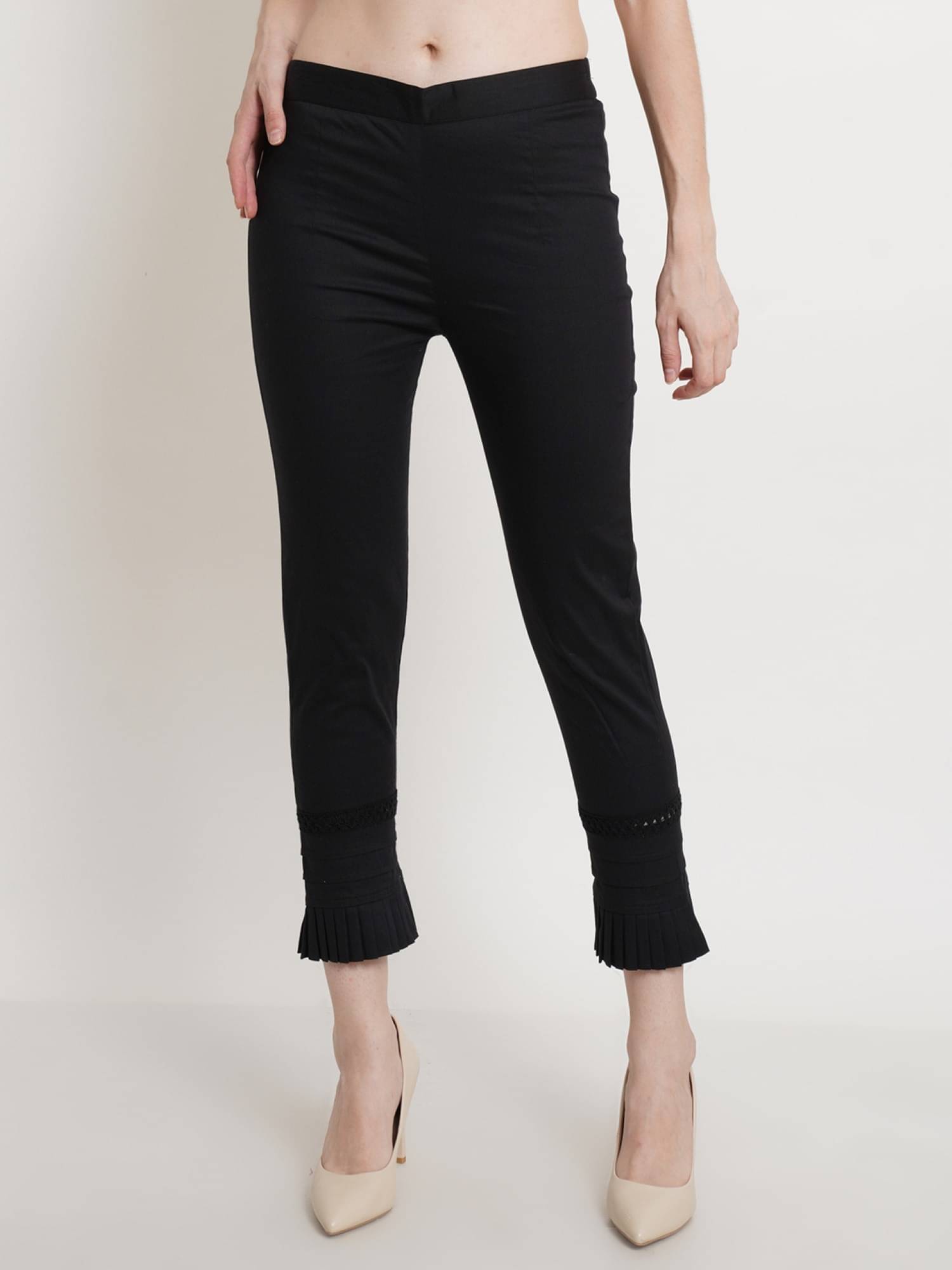     			POPWINGS Black Cotton Blend Regular Women's Casual Pants ( Pack of 1 )