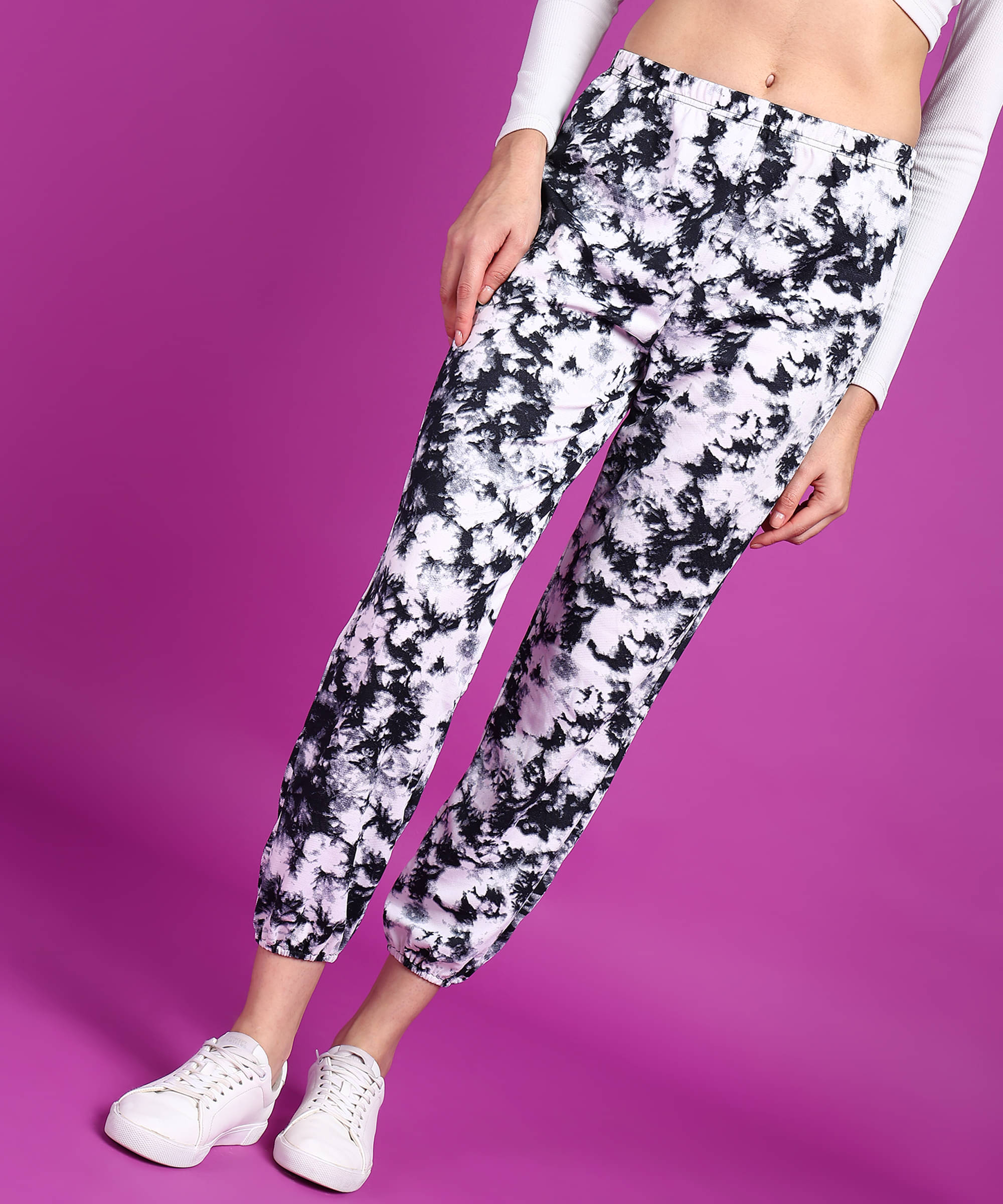     			POPWINGS Multicolor Polyester Loose Women's Joggers ( Pack of 1 )