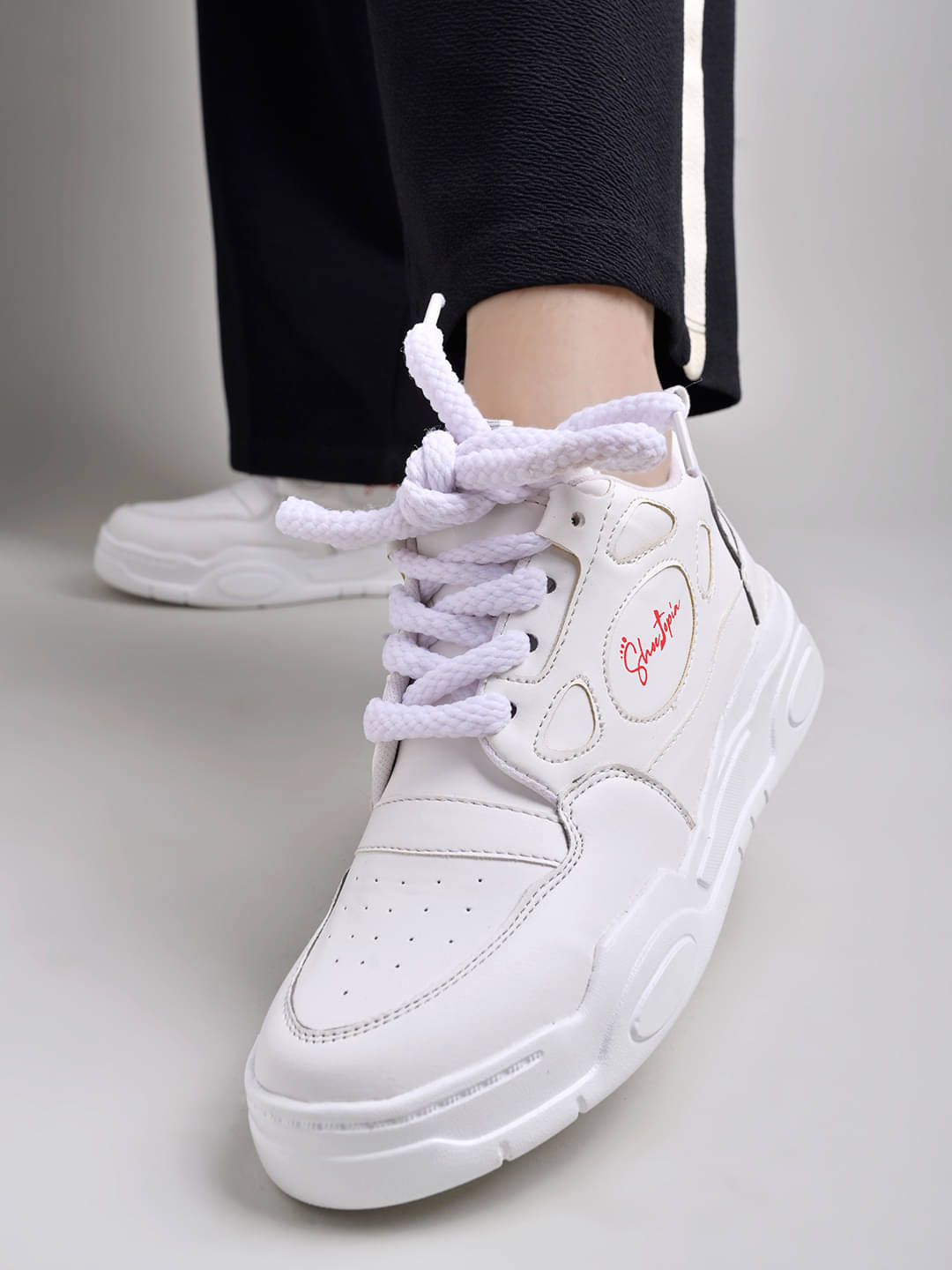     			Shoetopia White Women's Sneakers