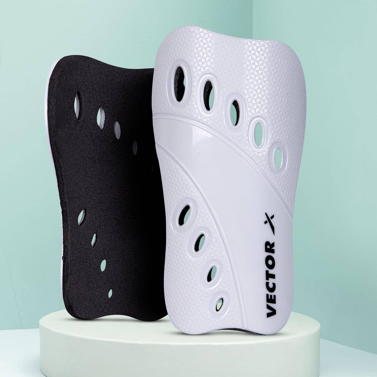 Vector X V2 Shinguard L / 5'8 - 5'11 - Sports and Fitness Equipment | Buy online on ZillyBuy