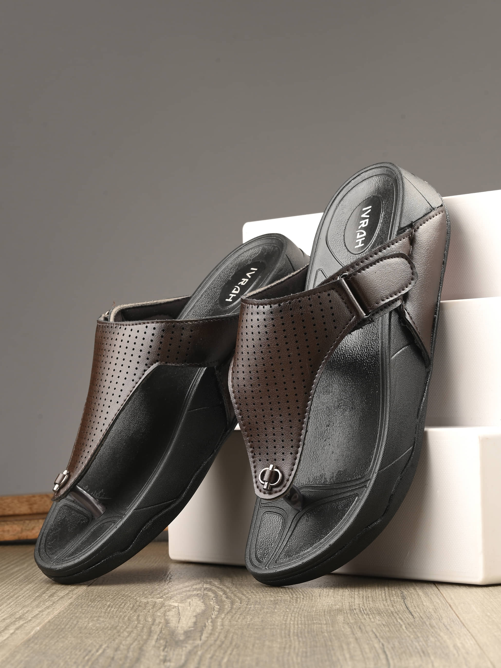 IVRAH Brown Men's Leather Slipper