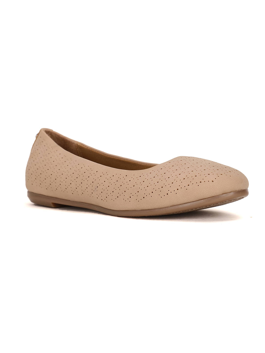     			Bata Comfit Beige Women's Casual Ballerinas