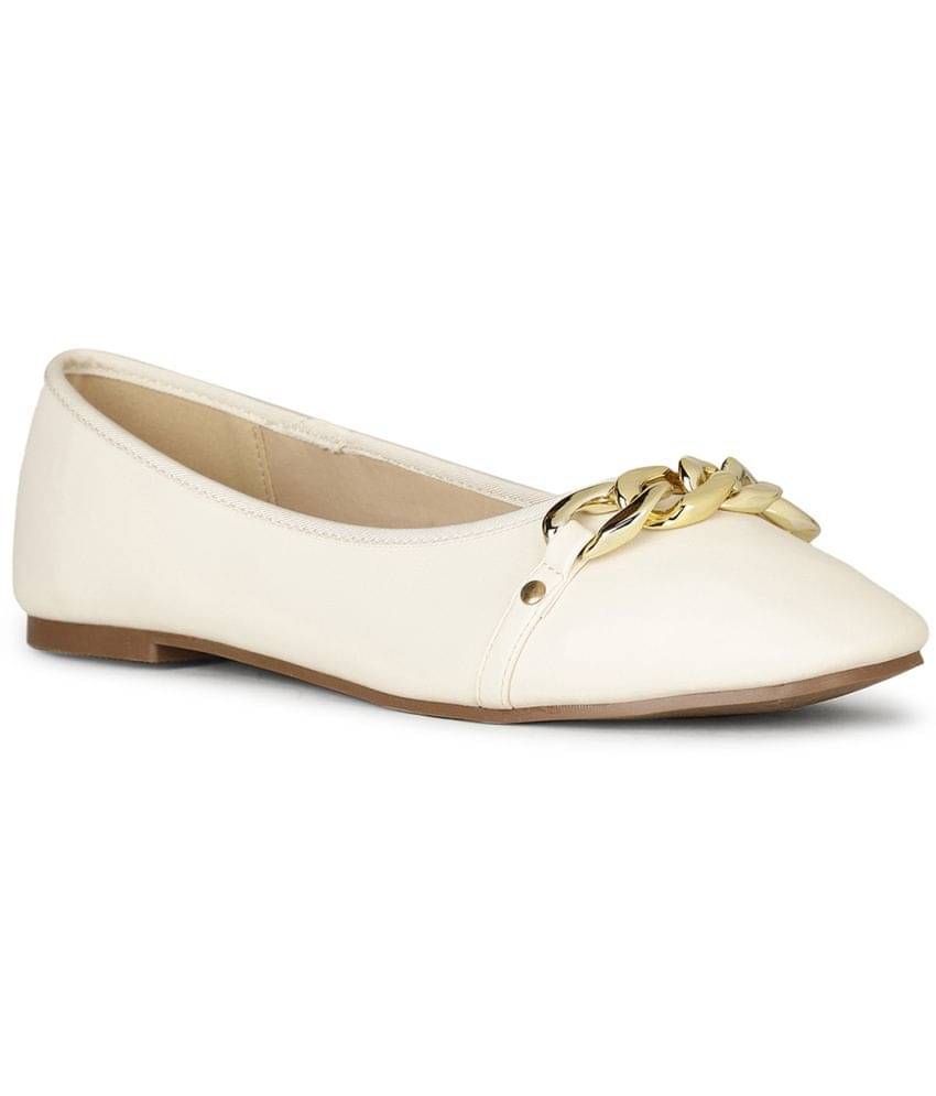 Bata Off White Women's Casual Ballerinas     			Bata Off White Women's Casual Ballerinas