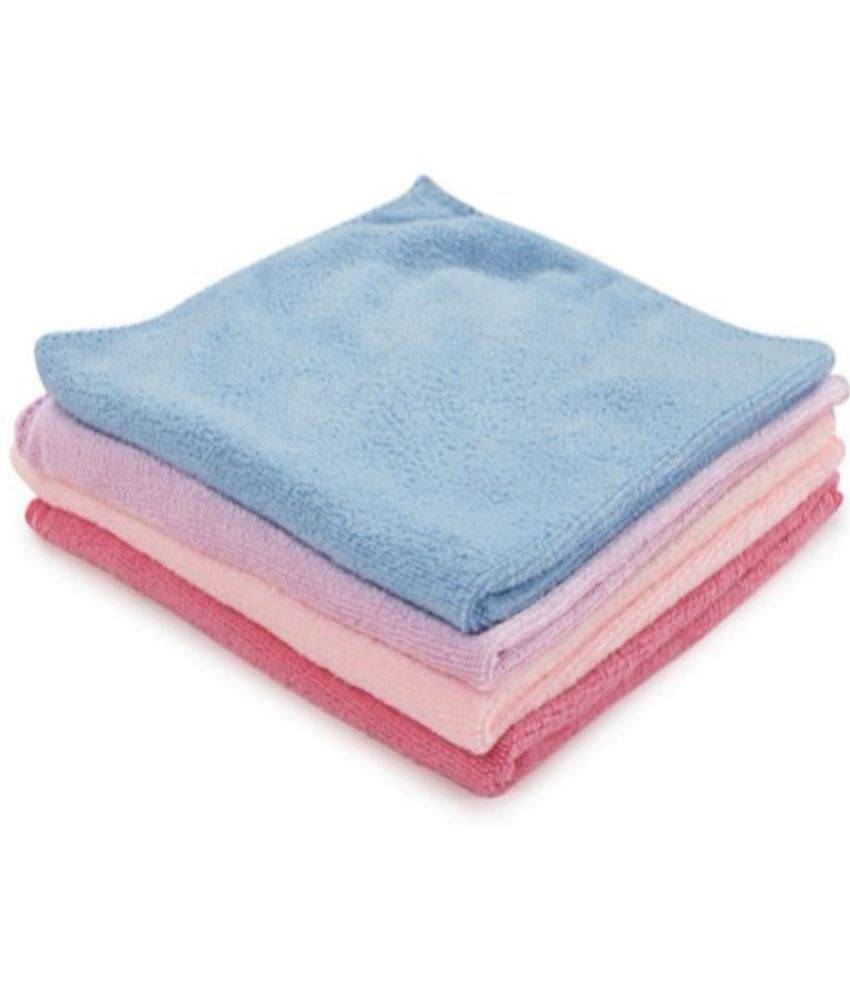     			PROGIENCE Multicolor 240 GSM Drying Towel For Automobile ( Pack of 4 )