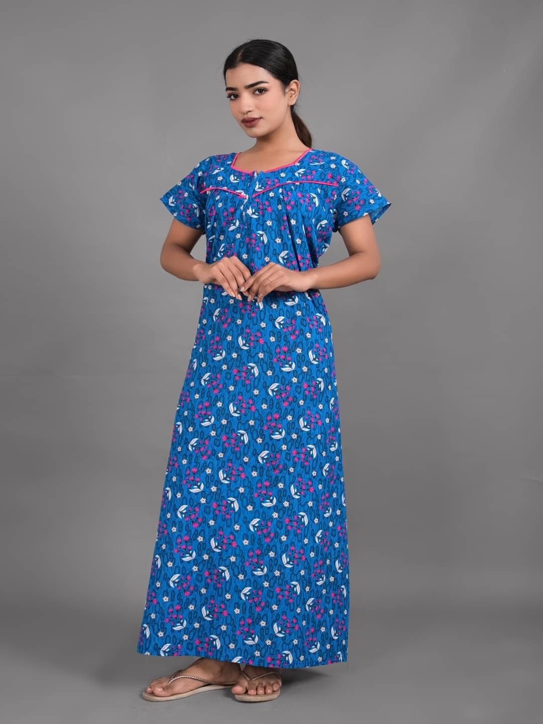     			Apratim Blue Cotton Women's Nightwear Nighty & Night Gowns ( Pack of 1 )