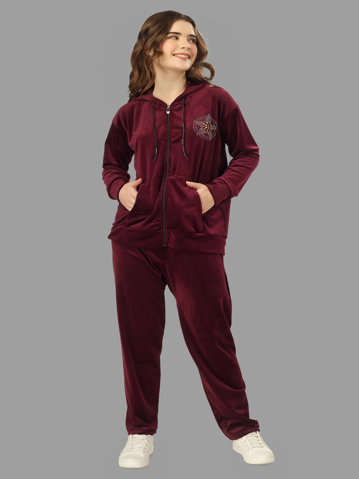 Aadrika Brown Woollen Solid Tracksuit - Pack of 1     			Aadrika Brown Woollen Solid Tracksuit - Pack of 1
