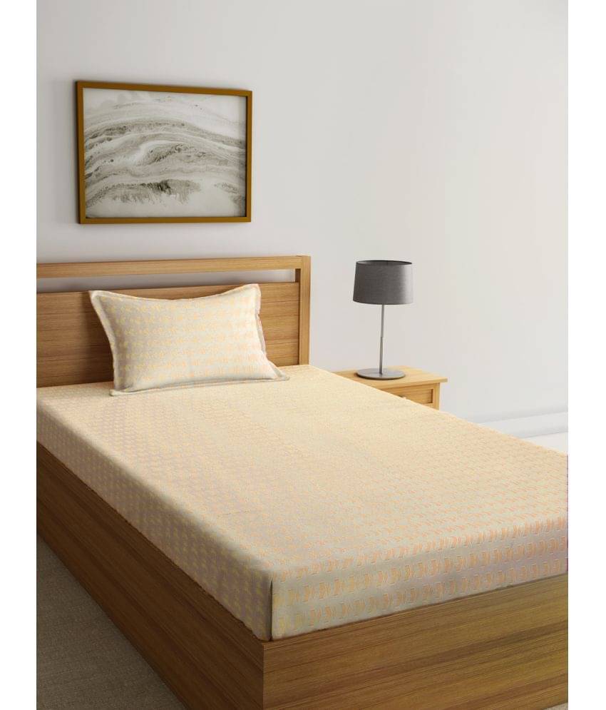     			Klotthe Poly Cotton 1 Single Bedsheet with 1 Pillow Cover ( Orange )