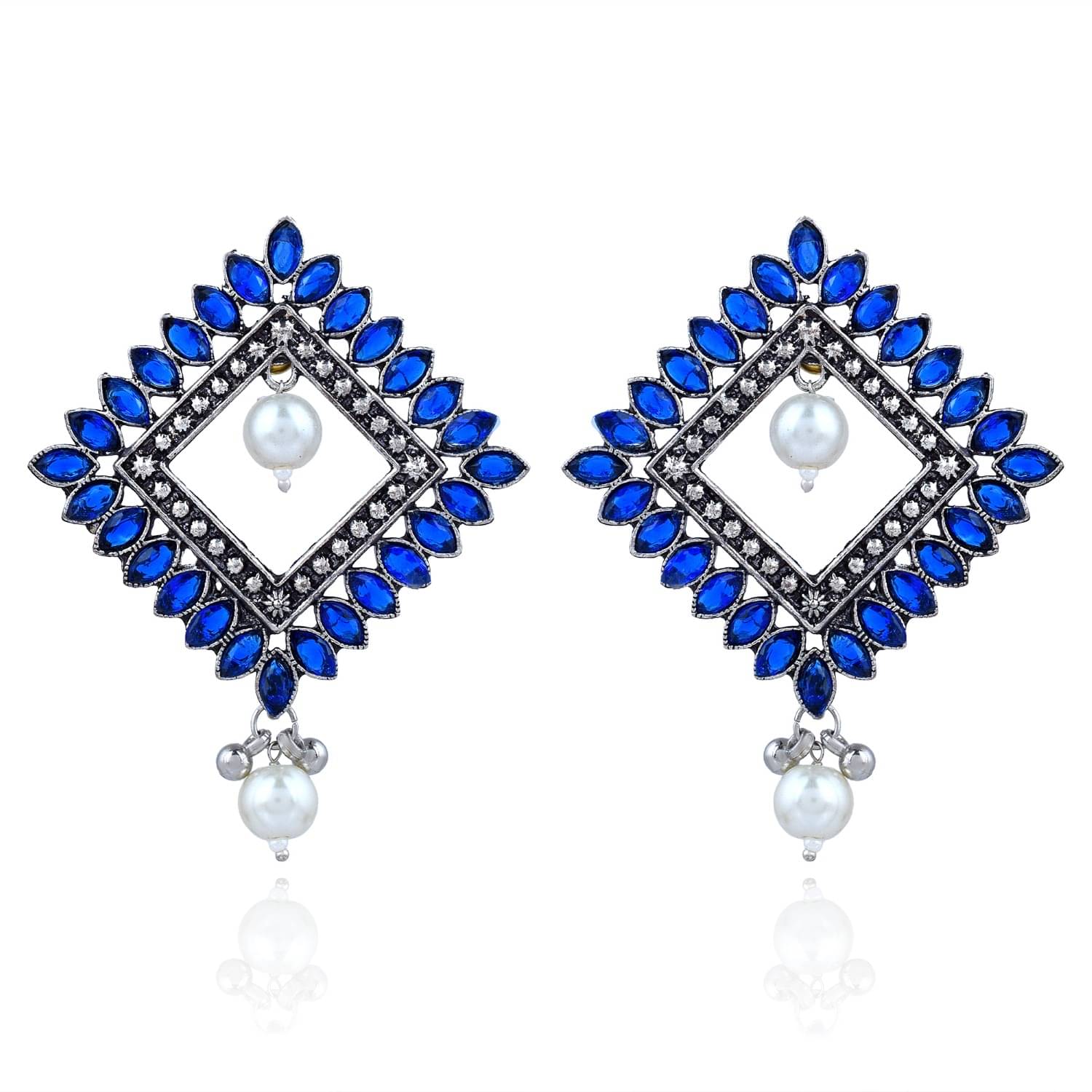     			ADMIER Blue Stud Earrings ( Pack of 1 )
