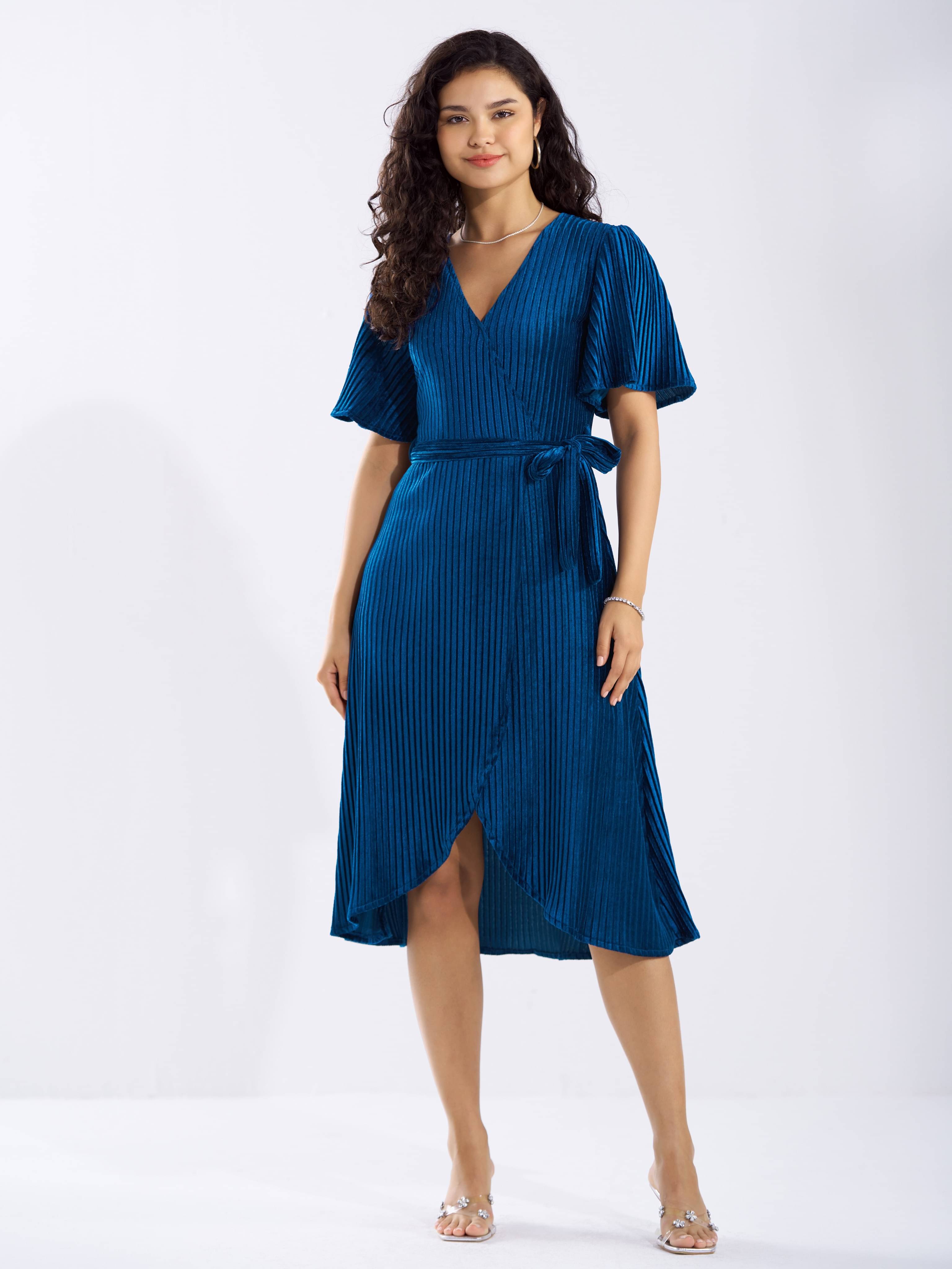     			aask Women Velvet Solid Fit & Flare Dress ( Teal )