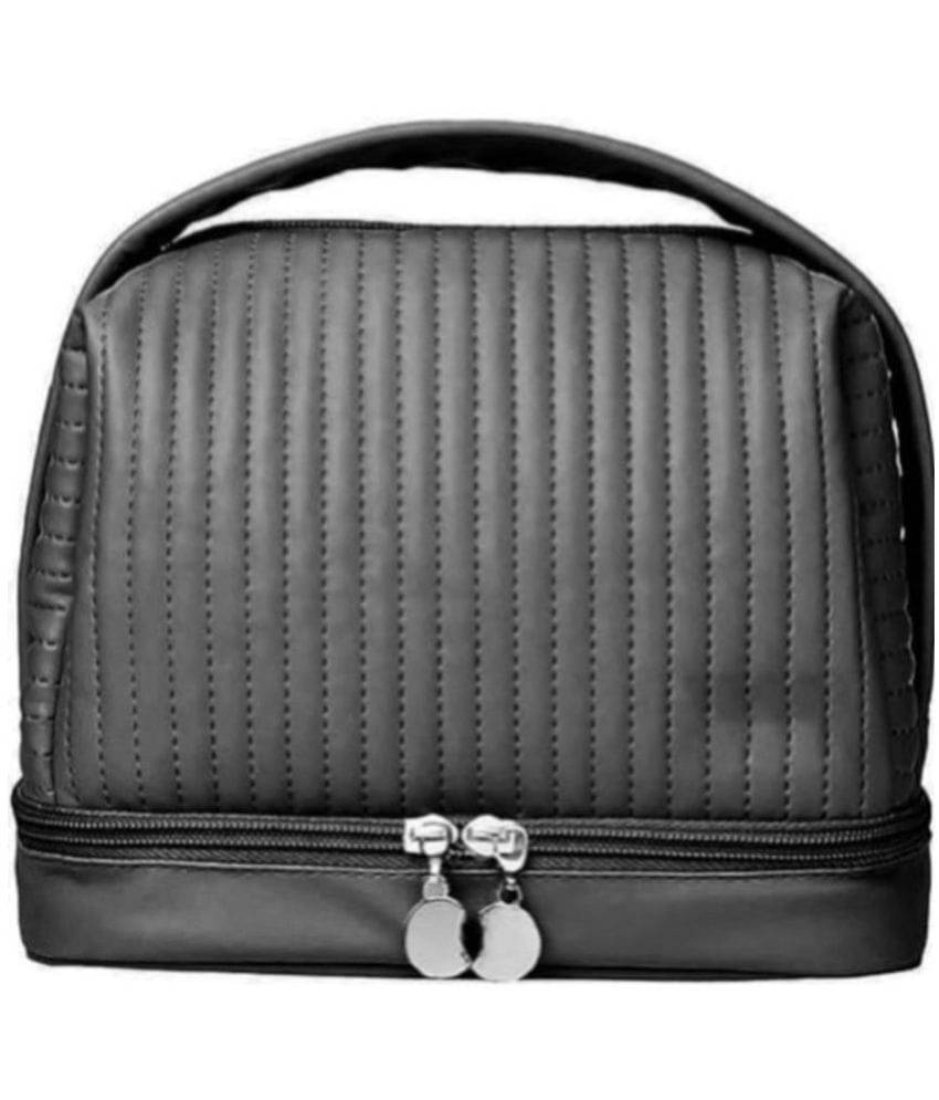     			House Of Quirk Black Travel Kit Bag ( 1 Pc )