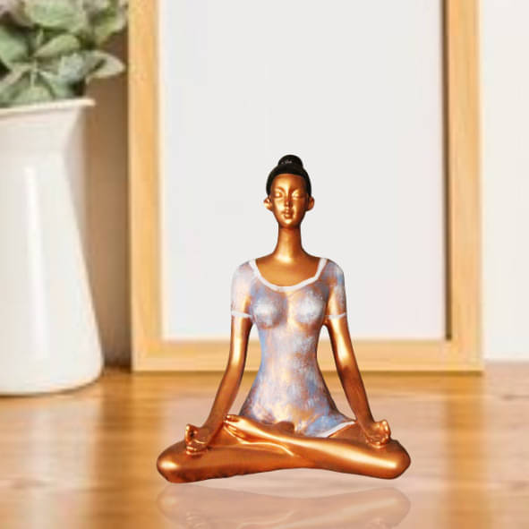 Miss Peach Couple & Human Figurine 17 cm - Pack of 1     			Miss Peach Couple & Human Figurine 17 cm - Pack of 1