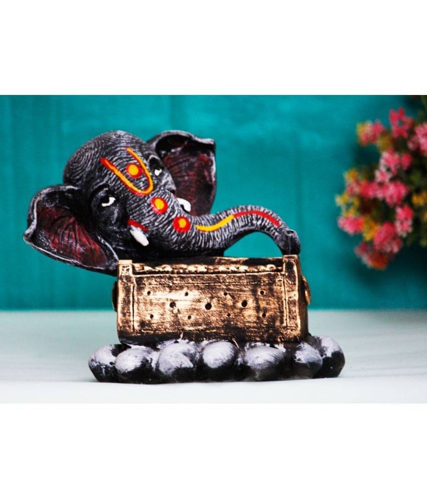 Miss Peach Handicraft & Artifact Showpiece 16 cm - Pack of 1 Miss Peach Handicraft & Artifact Showpiece 16 cm - Pack of 1