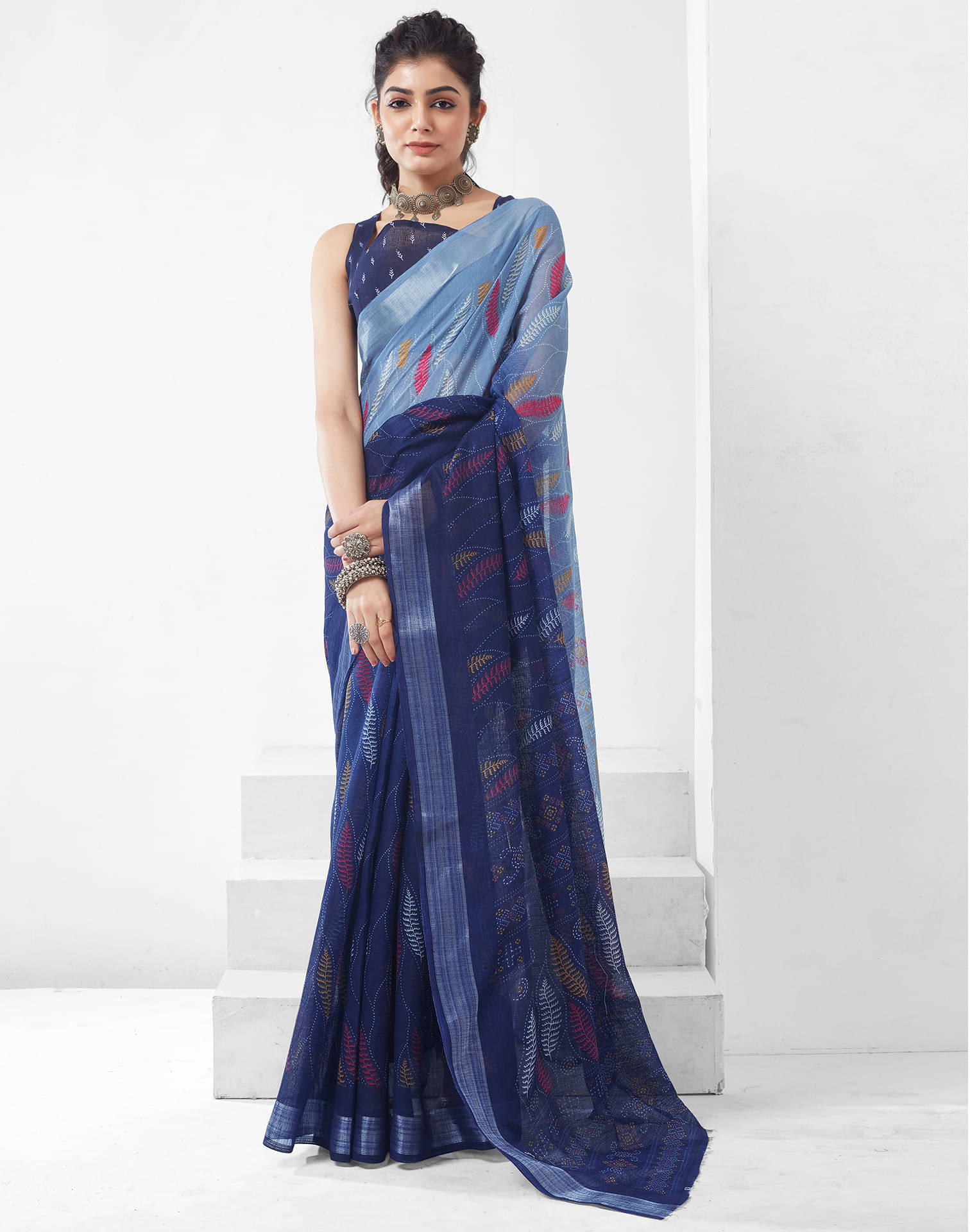 Samah Cotton Blend Printed Saree With Unstitched Blouse Piece ( Navy Blue ) Samah Cotton Blend Printed Saree With Unstitched Blouse Piece ( Navy Blue )