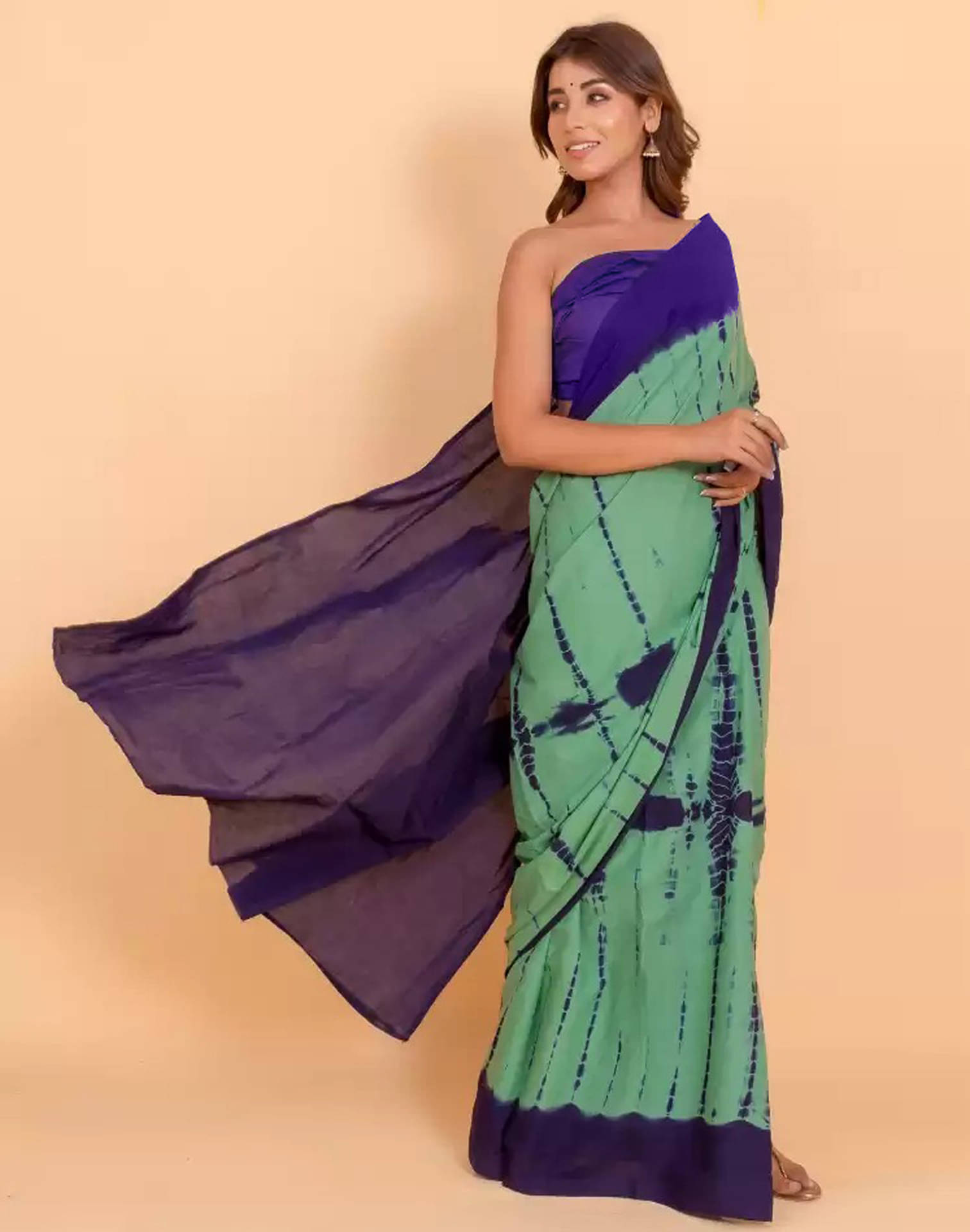     			Samah Cotton Printed Saree With Unstitched Blouse Piece ( Green )