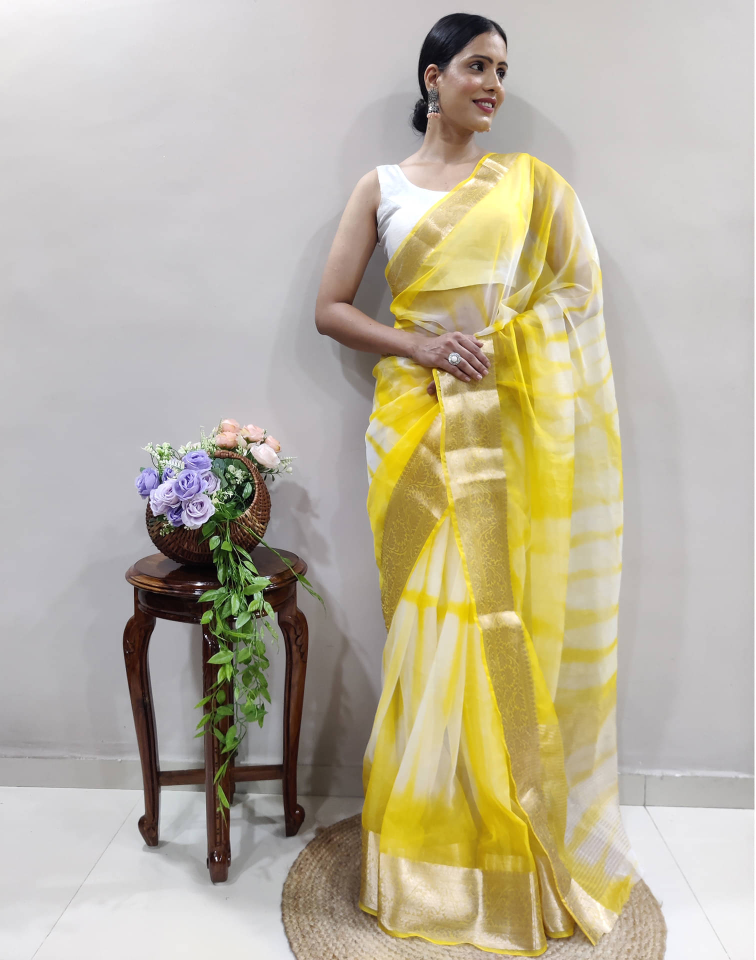 Samah Organza Printed Saree With Unstitched Blouse Piece ( Yellow ) Samah Organza Printed Saree With Unstitched Blouse Piece ( Yellow )