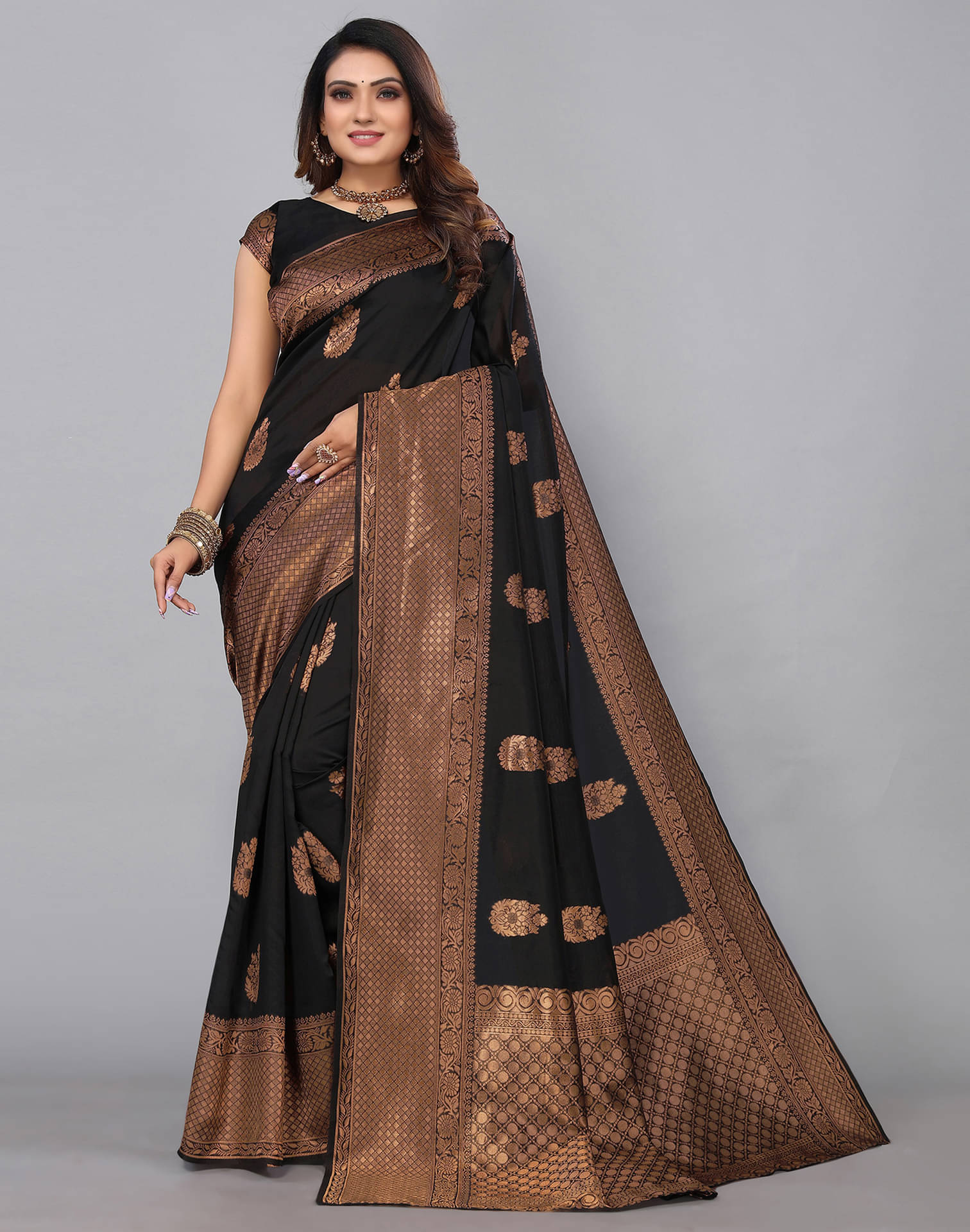 Samah Silk Blend Self Design Saree With Unstitched Blouse Piece ( Black ) Samah Silk Blend Self Design Saree With Unstitched Blouse Piece ( Black )