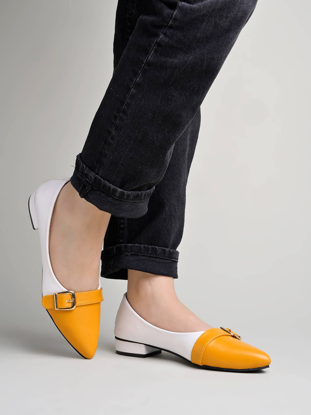     			Shoetopia Yellow Women's Casual Ballerinas