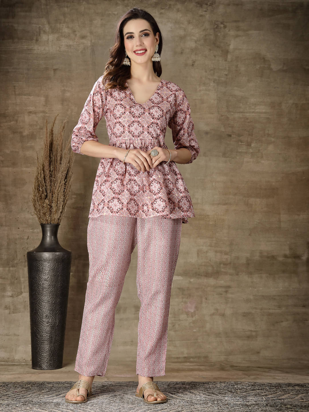     			Stylum Women Printed Top With Trousers Co-Ord Set ( Mauve )