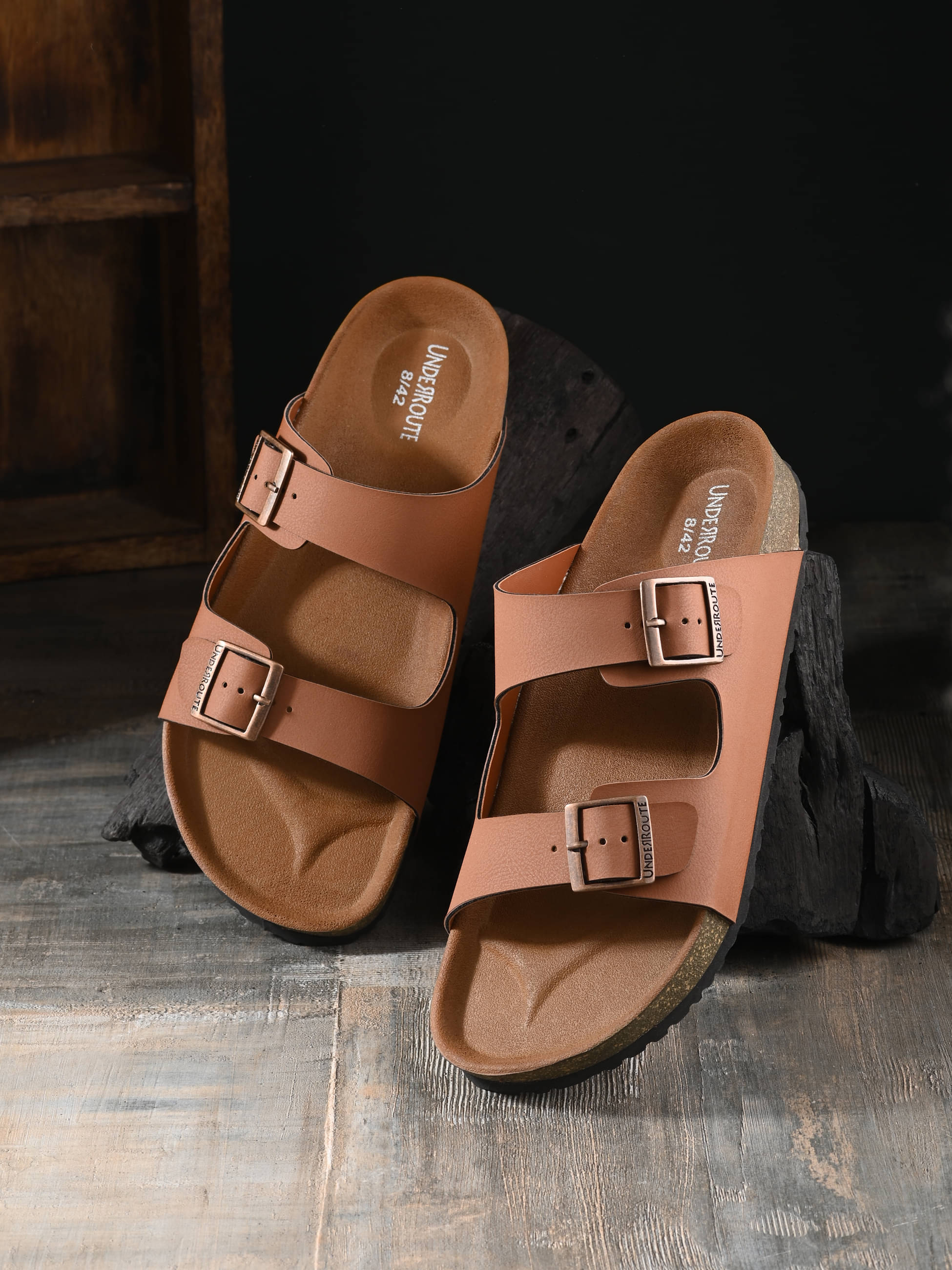     			UNDERROUTE - Tan Men's Korean Sandals