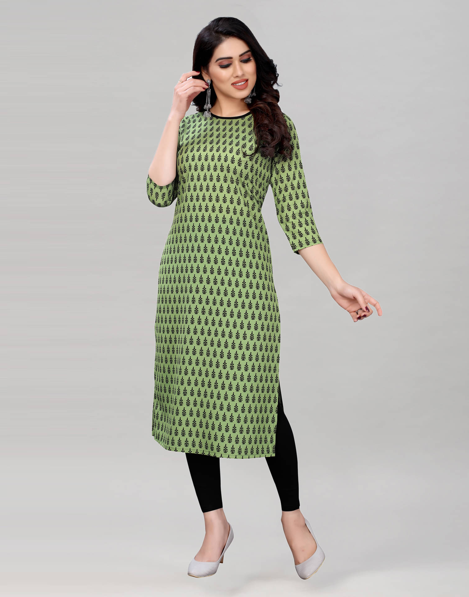 Skylee Crepe Printed Straight Women's Kurti - Olive ( Pack of 1 ) Skylee Crepe Printed Straight Women's Kurti - Olive ( Pack of 1 )