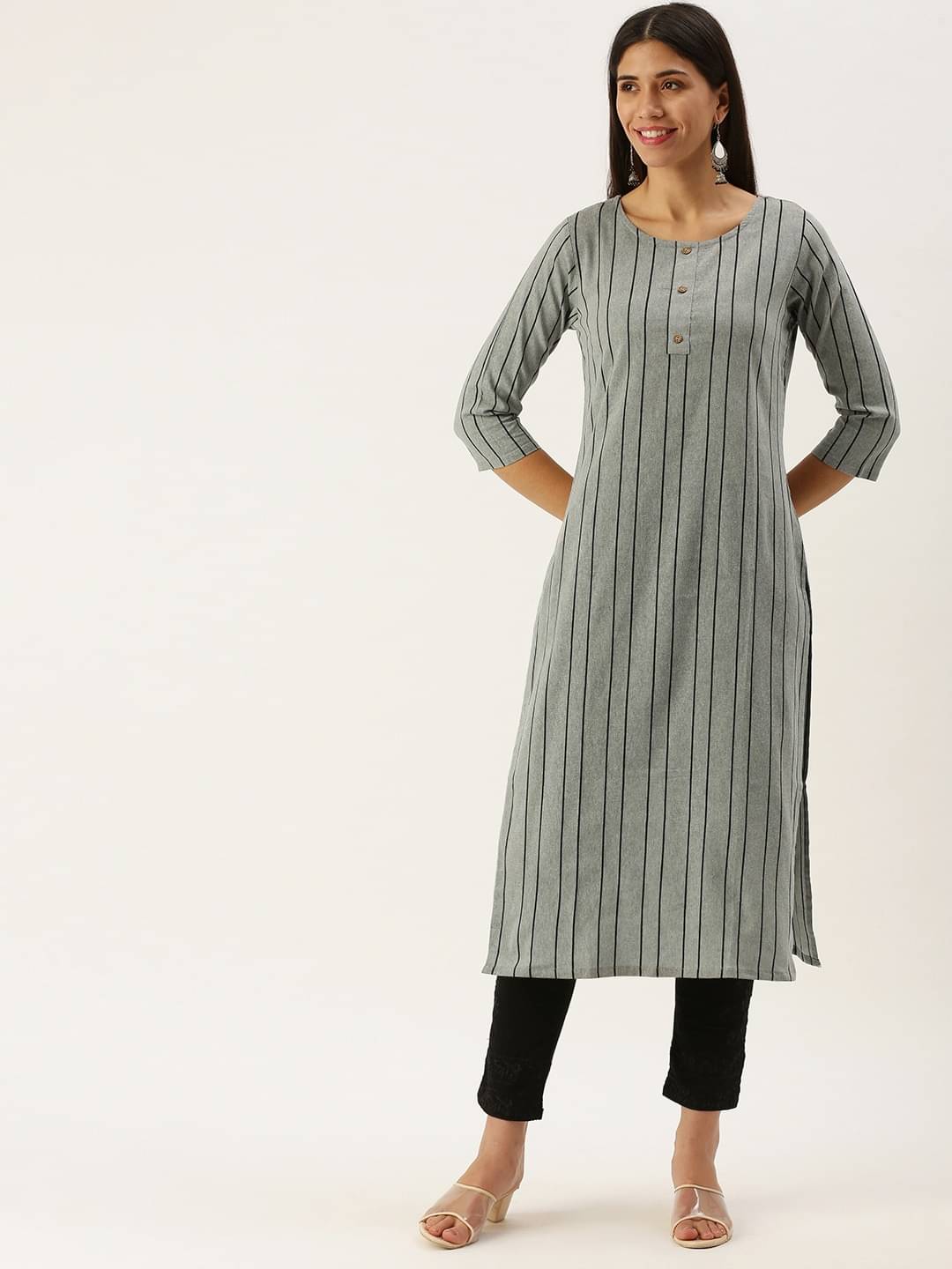     			Aarrah Cotton Printed Straight Women's Kurti - Grey ( Pack of 1 )