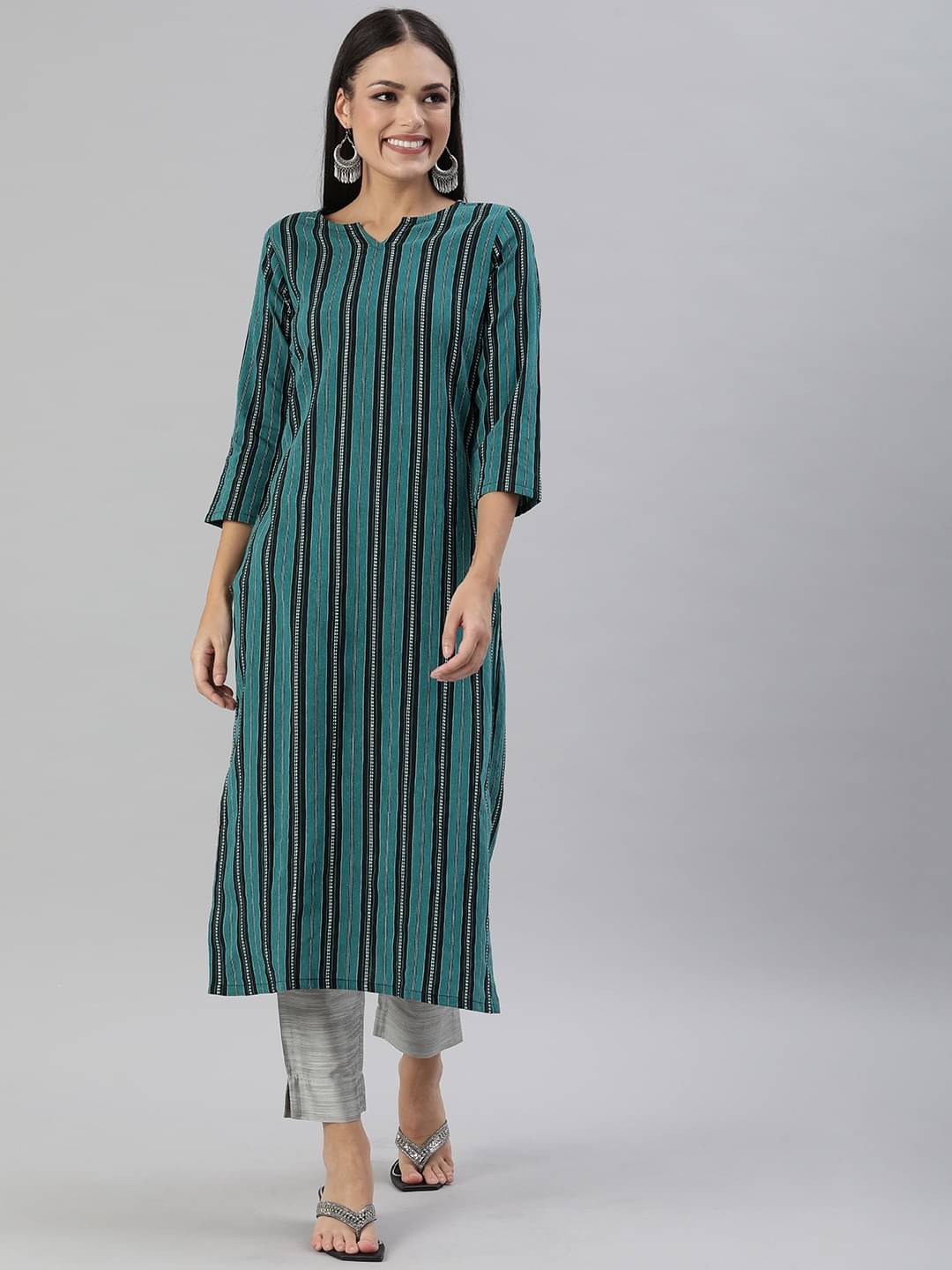 Hritika Cotton Printed Straight Women's Kurti - Green ( Pack of 1 ) Hritika Cotton Printed Straight Women's Kurti - Green ( Pack of 1 )